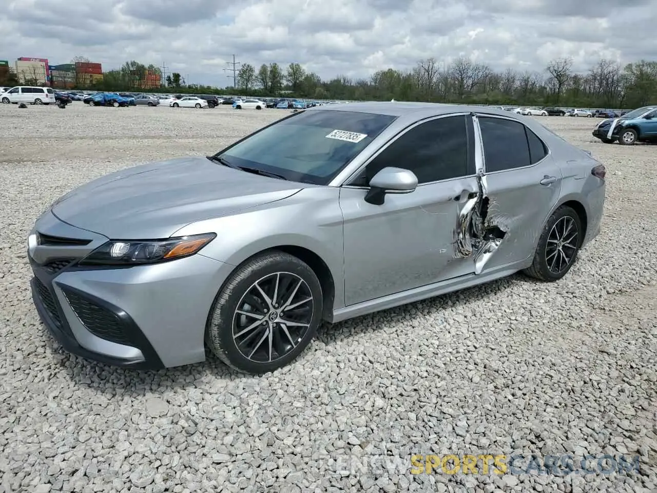 1 Photograph of a damaged car 4T1G11BK5RU112553 TOYOTA CAMRY 2024