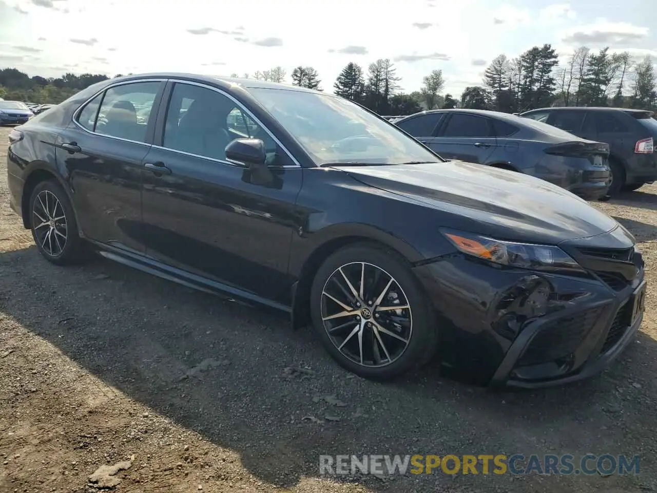 4 Photograph of a damaged car 4T1G11BK5RU128297 TOYOTA CAMRY 2024