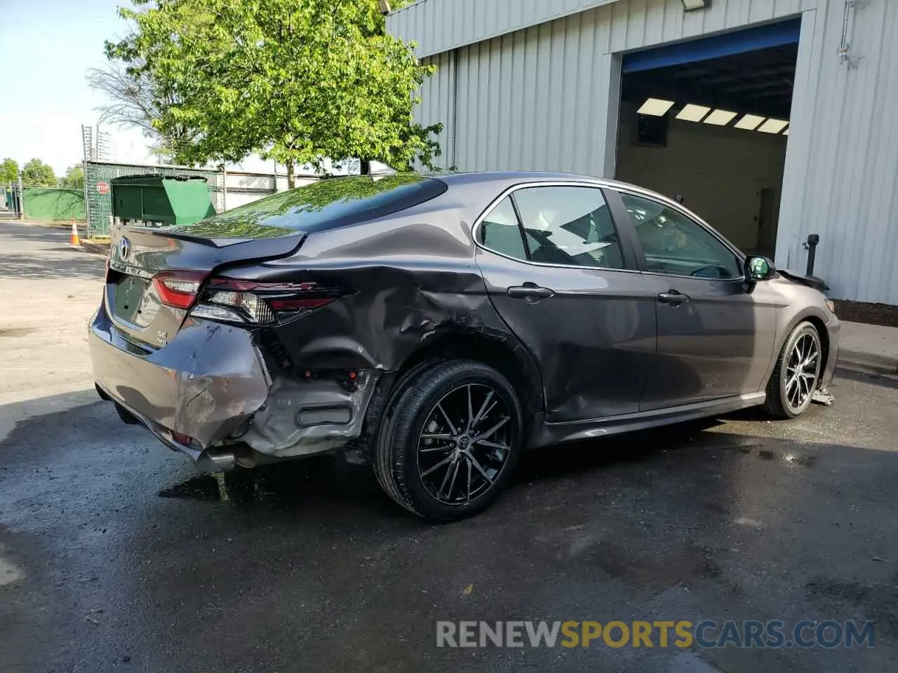 3 Photograph of a damaged car 4T1G11BK6RU129670 TOYOTA CAMRY 2024