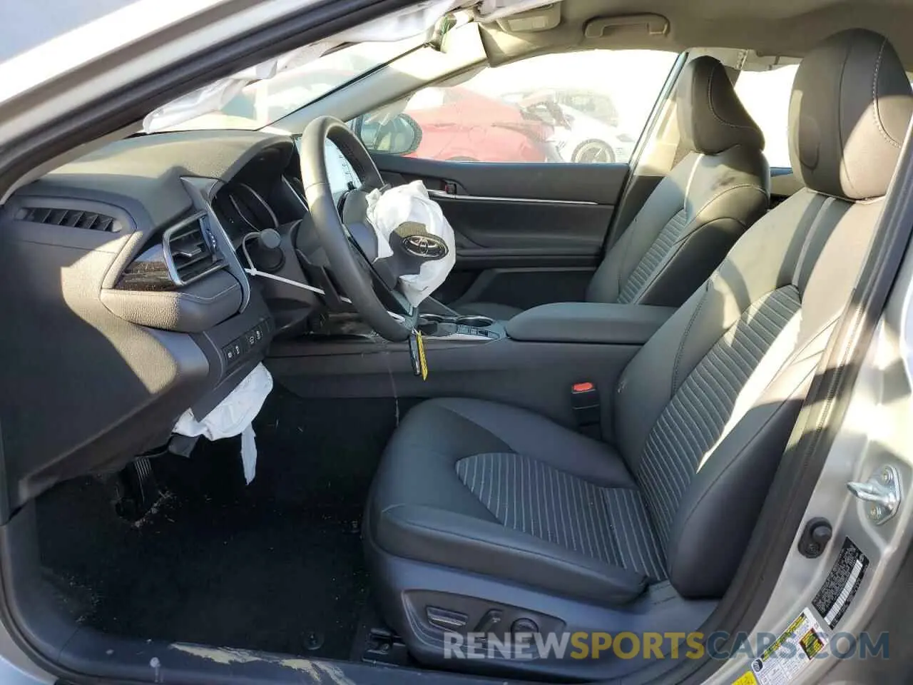 7 Photograph of a damaged car 4T1G31AK2RU064568 TOYOTA CAMRY 2024