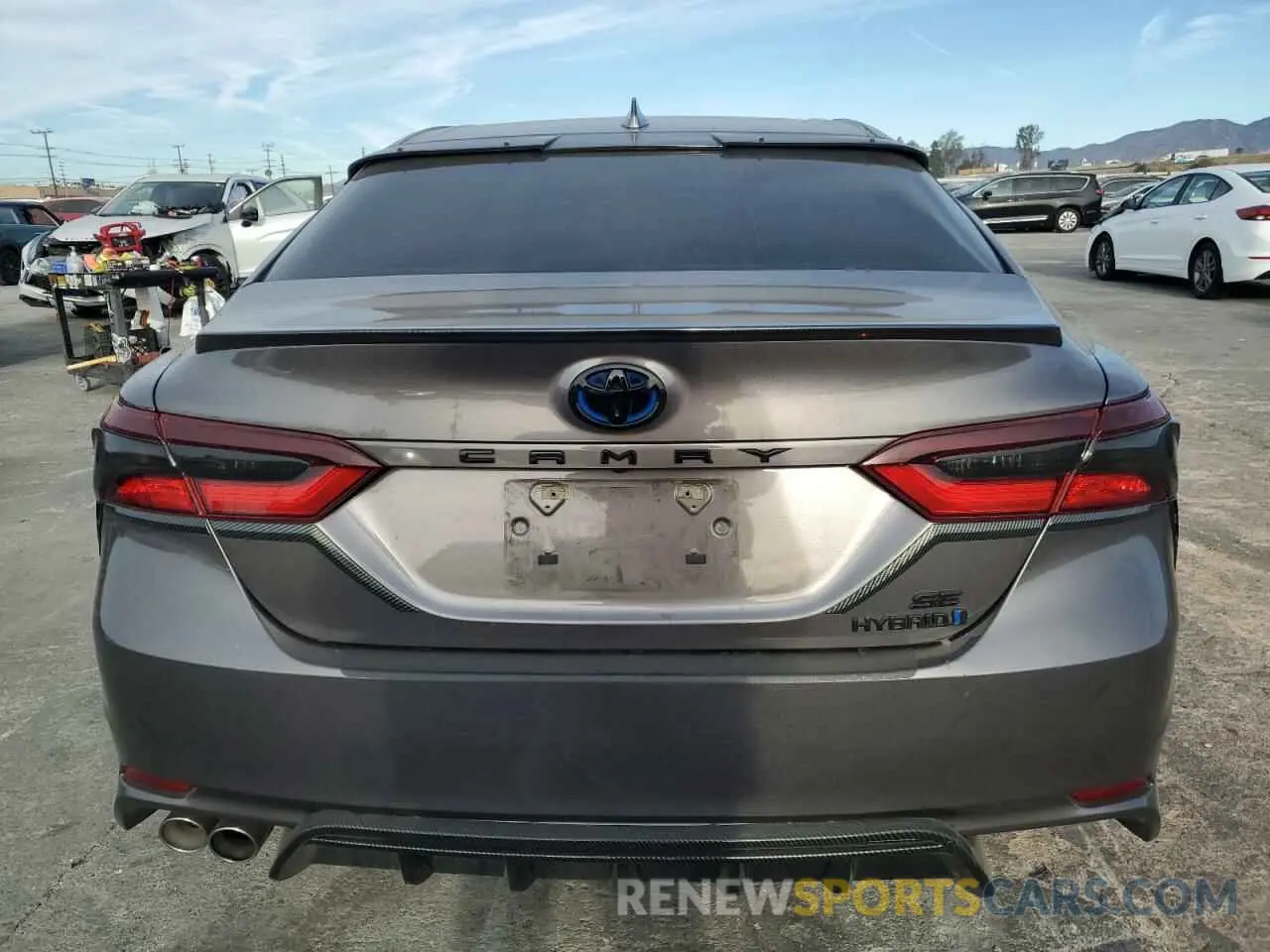 6 Photograph of a damaged car 4T1G31AK3RU072372 TOYOTA CAMRY 2024