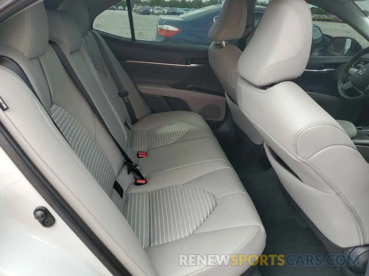 10 Photograph of a damaged car 4T1G31AK8RU070701 TOYOTA CAMRY 2024