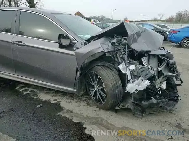 11 Photograph of a damaged car 4T1G31AK9RU064888 TOYOTA CAMRY 2024