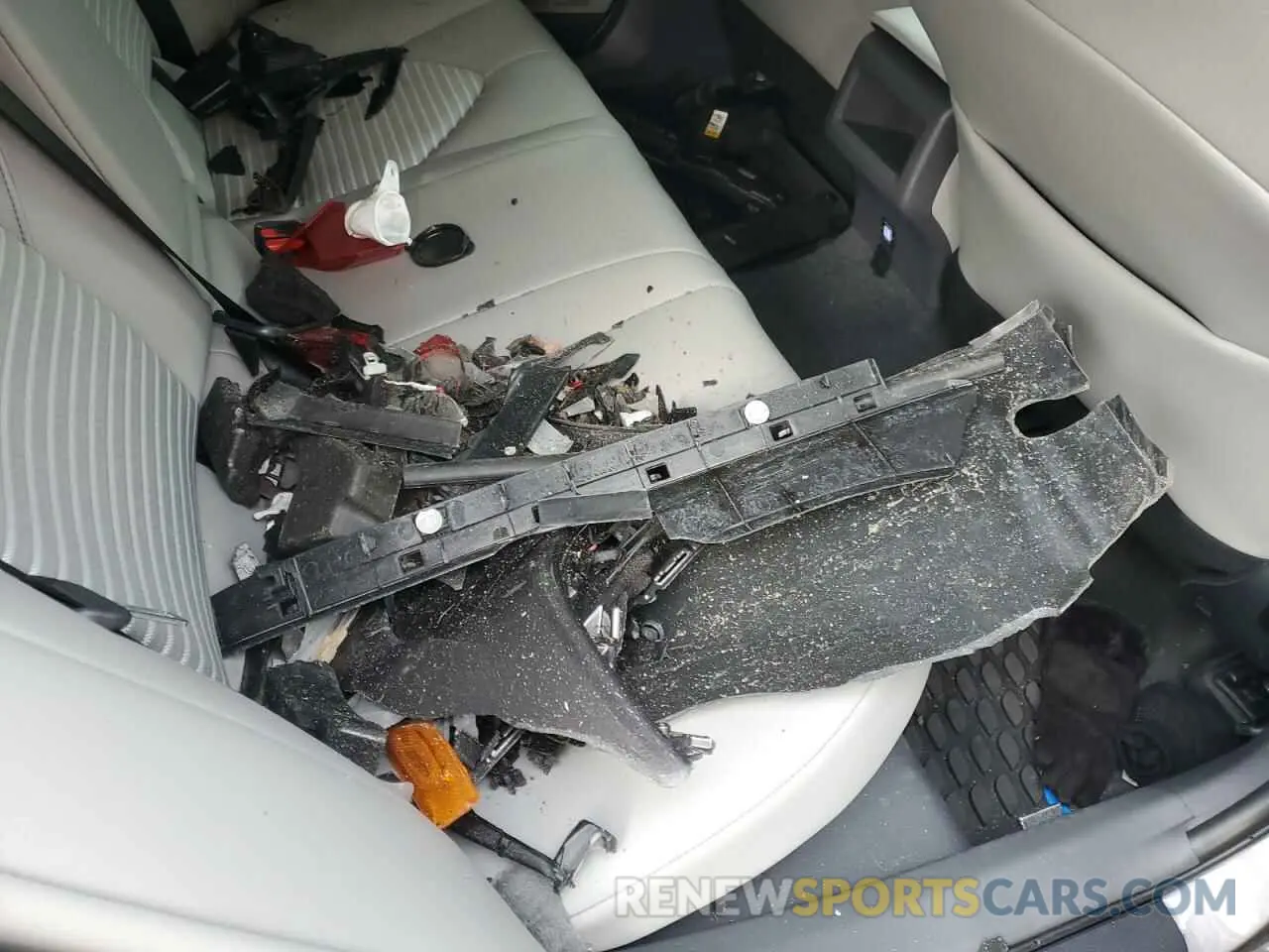 13 Photograph of a damaged car 4T1G31AK9RU064888 TOYOTA CAMRY 2024