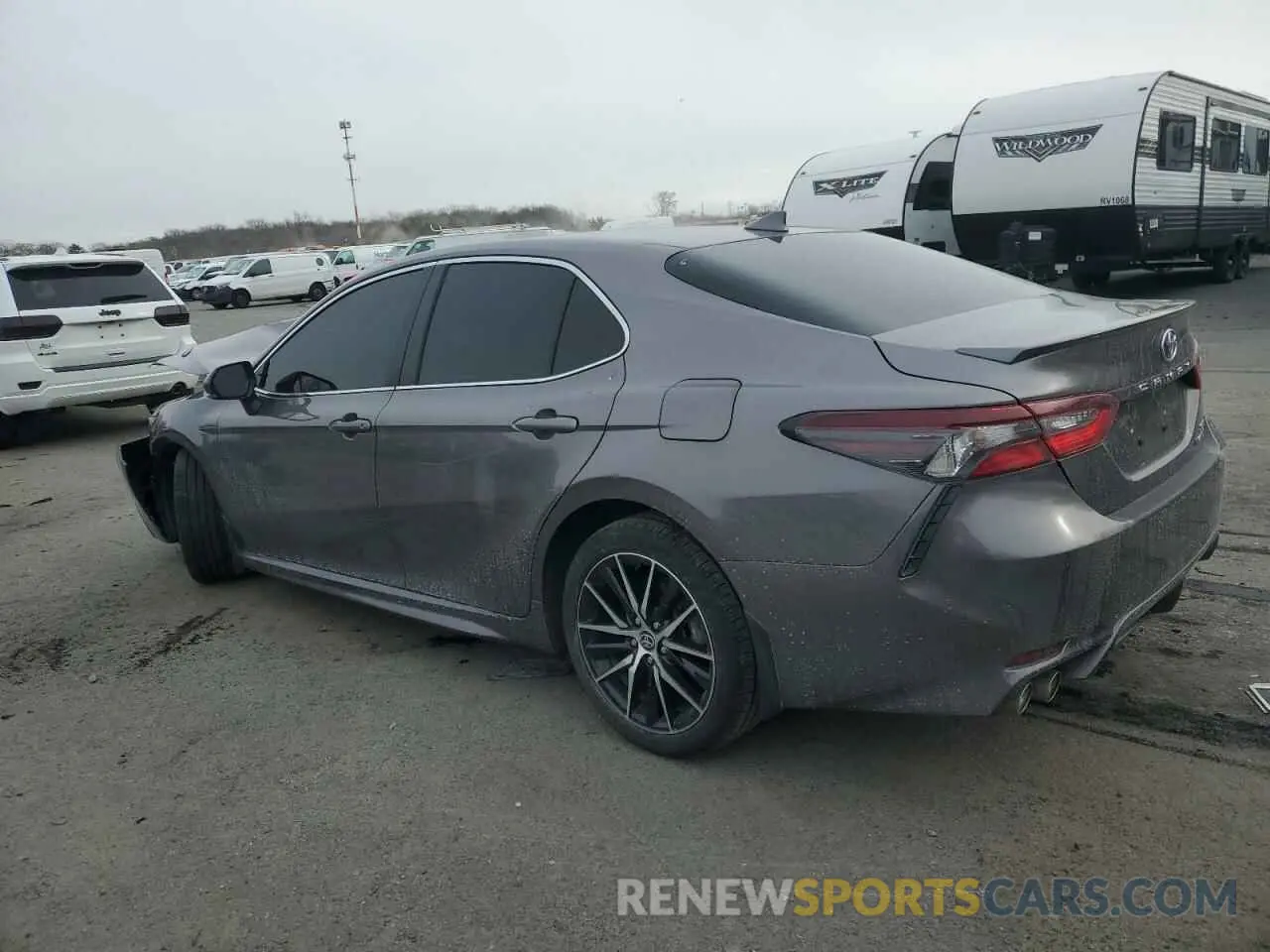 2 Photograph of a damaged car 4T1G31AK9RU064888 TOYOTA CAMRY 2024