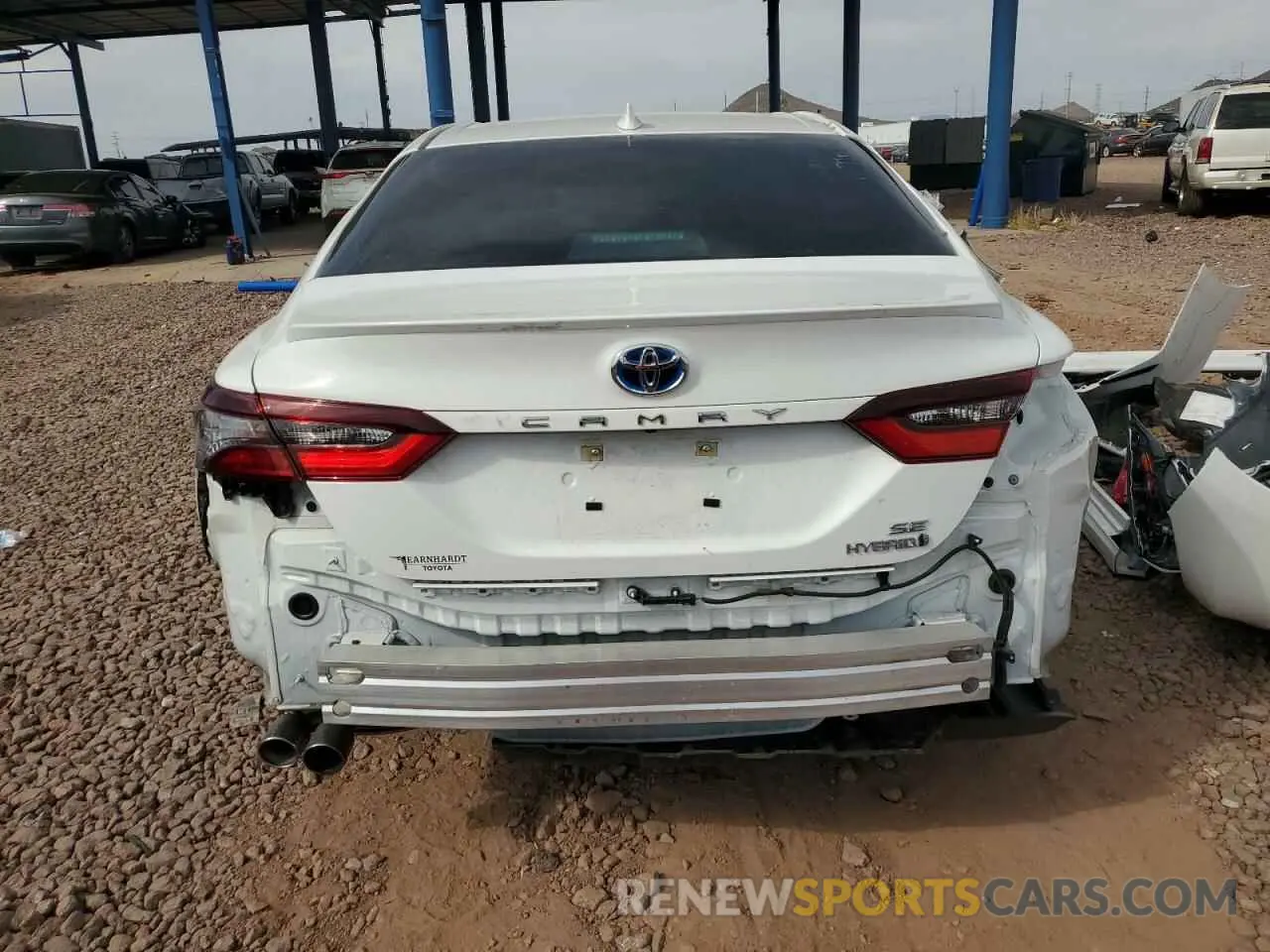 6 Photograph of a damaged car 4T1G31AKXRU075592 TOYOTA CAMRY 2024