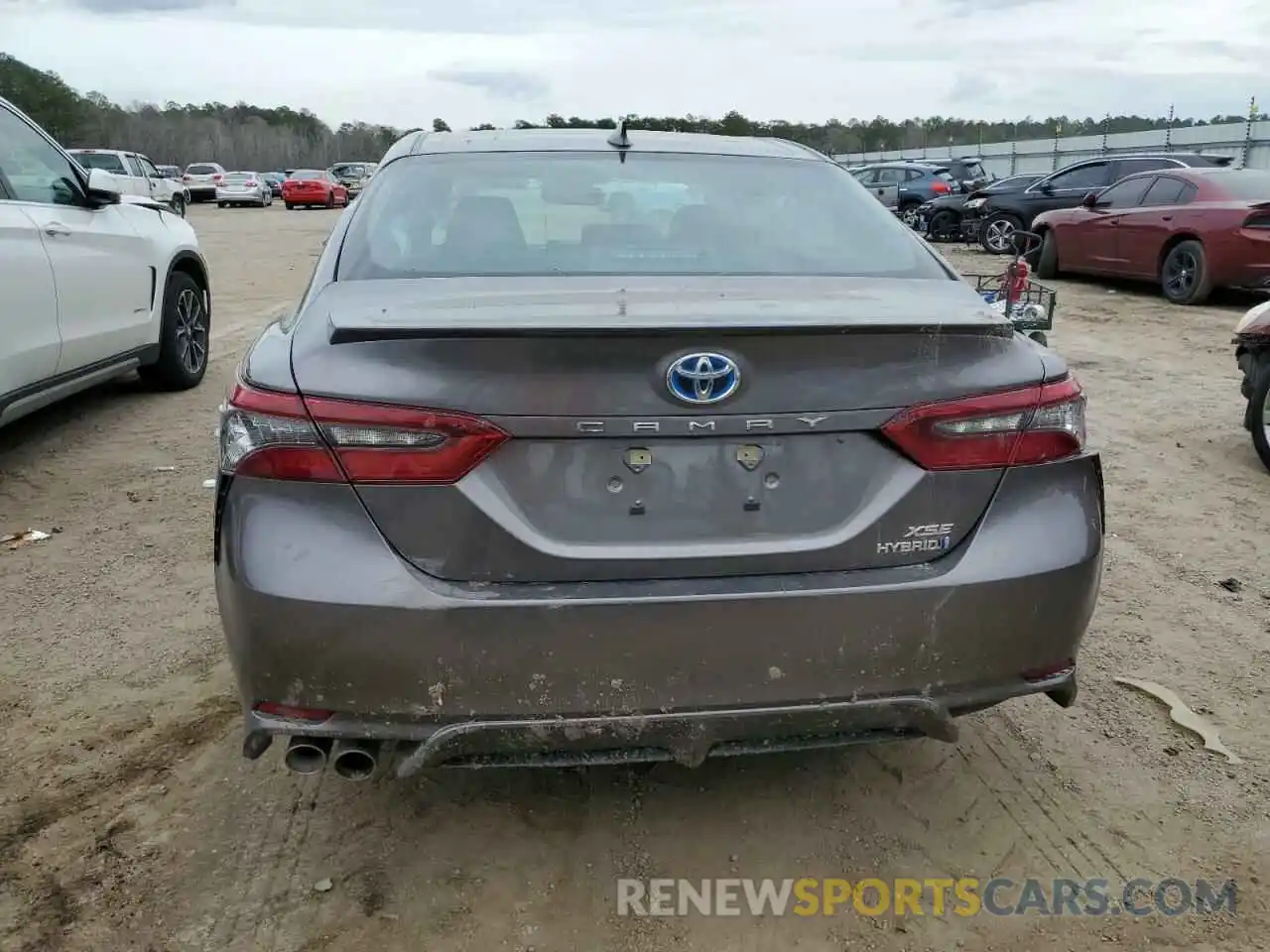 6 Photograph of a damaged car 4T1K31AK3RU069062 TOYOTA CAMRY 2024