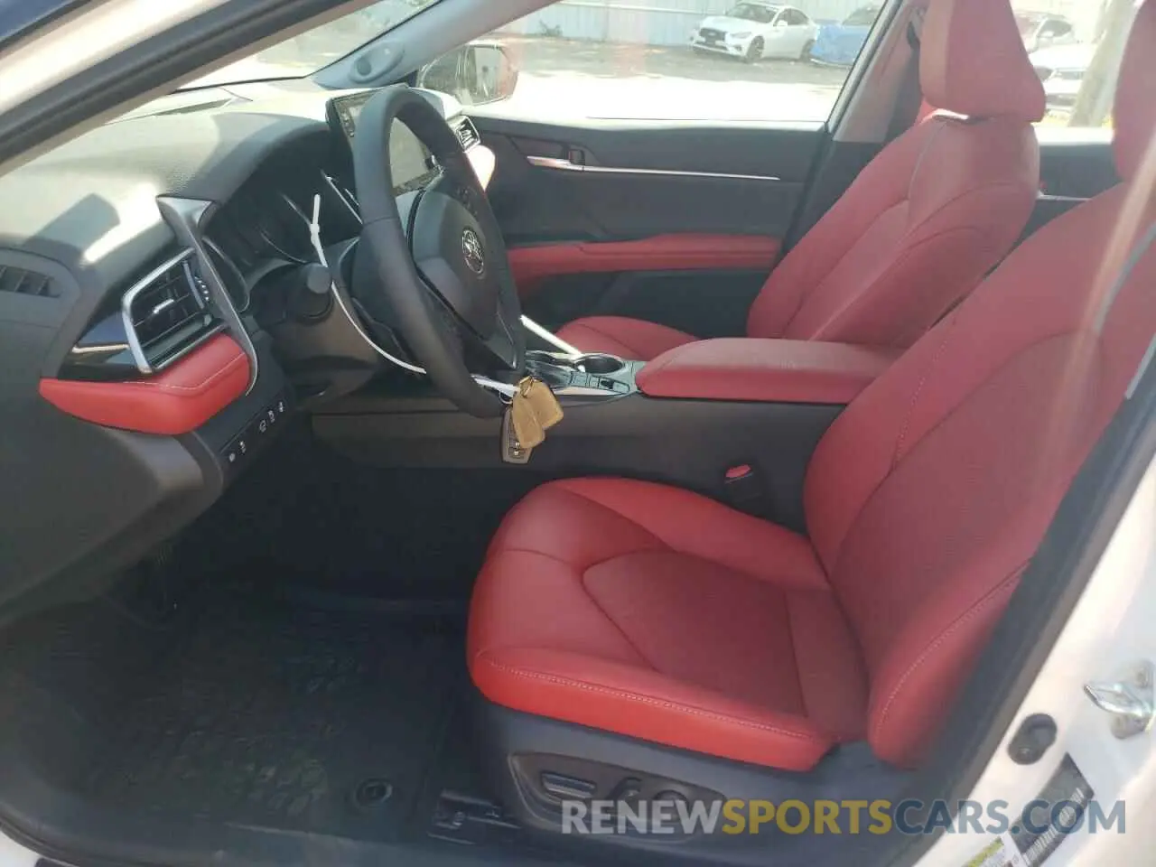 7 Photograph of a damaged car 4T1K31AK3RU076688 TOYOTA CAMRY 2024
