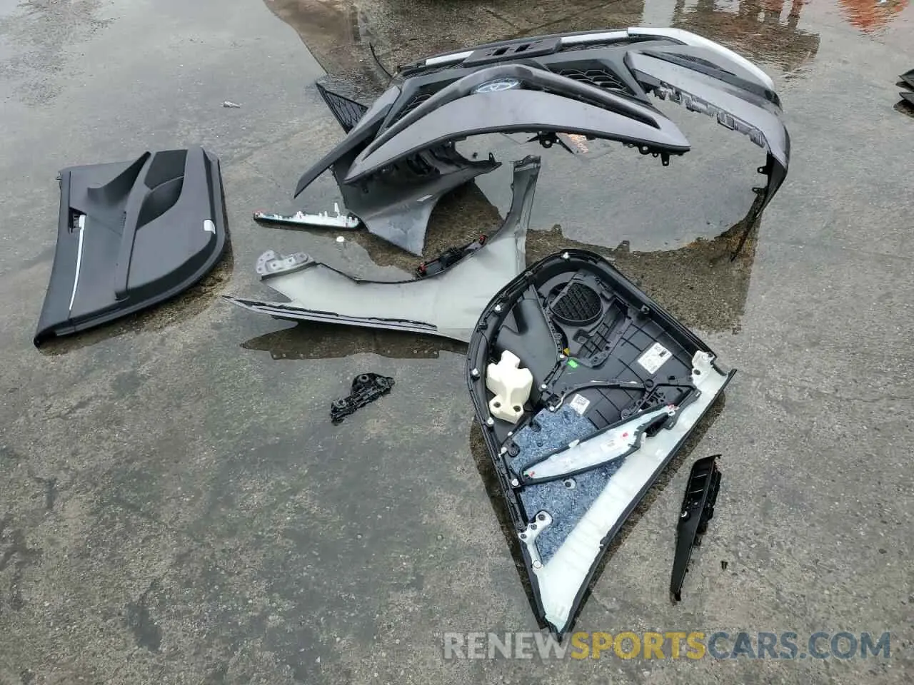 14 Photograph of a damaged car 4T1K31AK3RU621269 TOYOTA CAMRY 2024