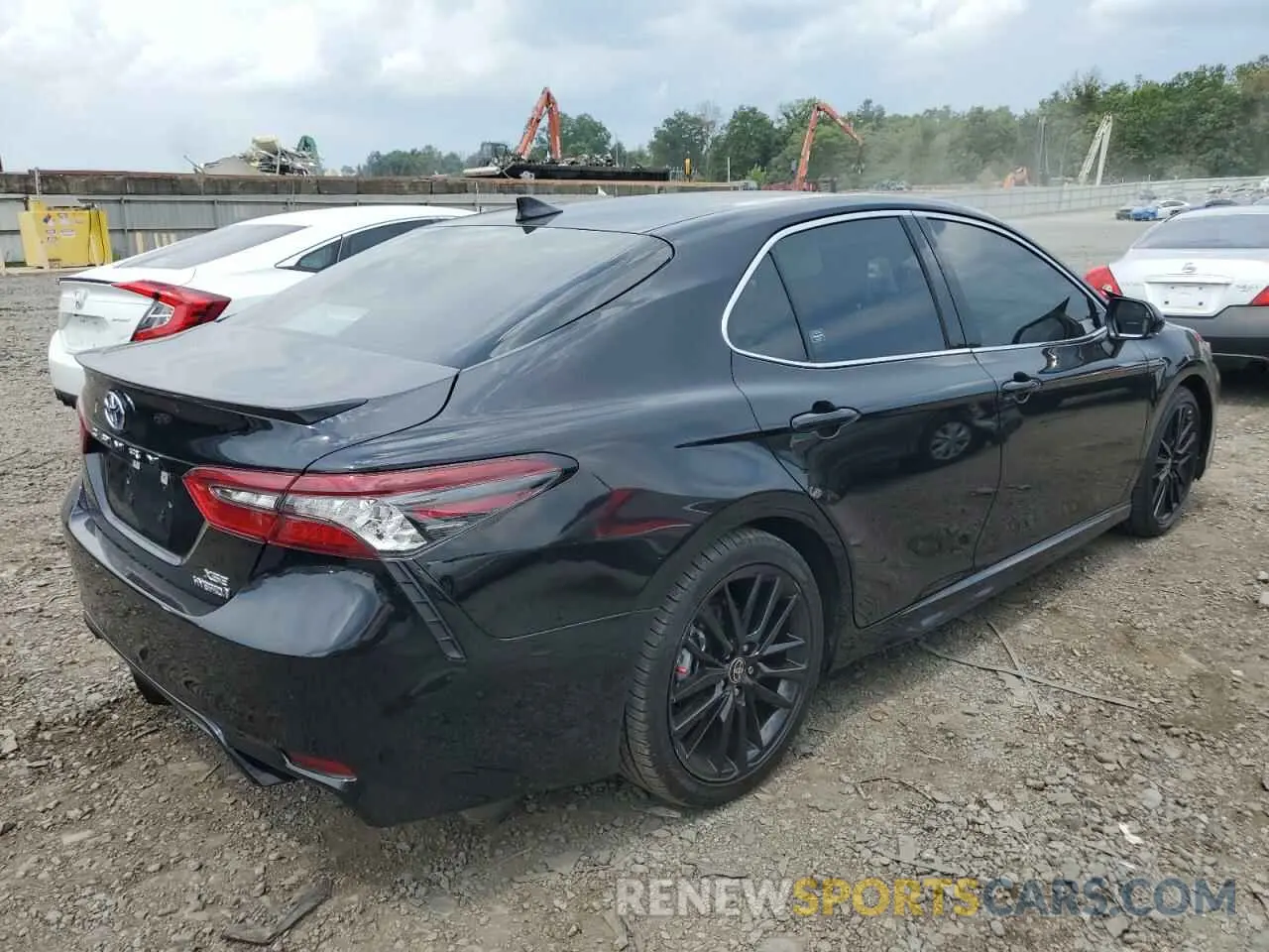 3 Photograph of a damaged car 4T1K31AK8RU629139 TOYOTA CAMRY 2024