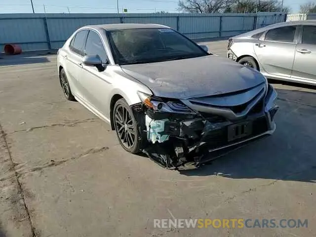 10 Photograph of a damaged car 4T1K31AK9RU068806 TOYOTA CAMRY 2024