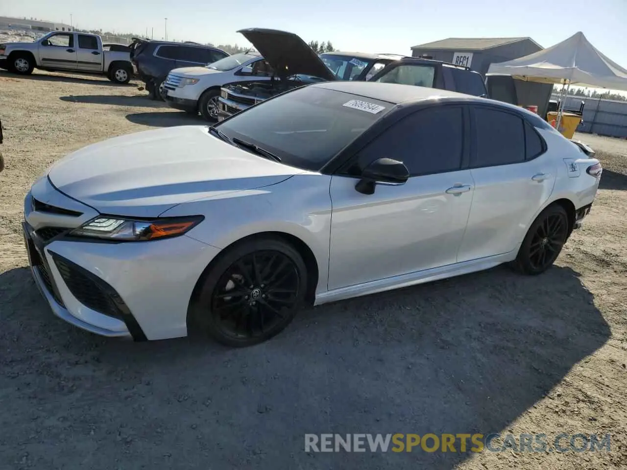 1 Photograph of a damaged car 4T1K31AKXRU075702 TOYOTA CAMRY 2024