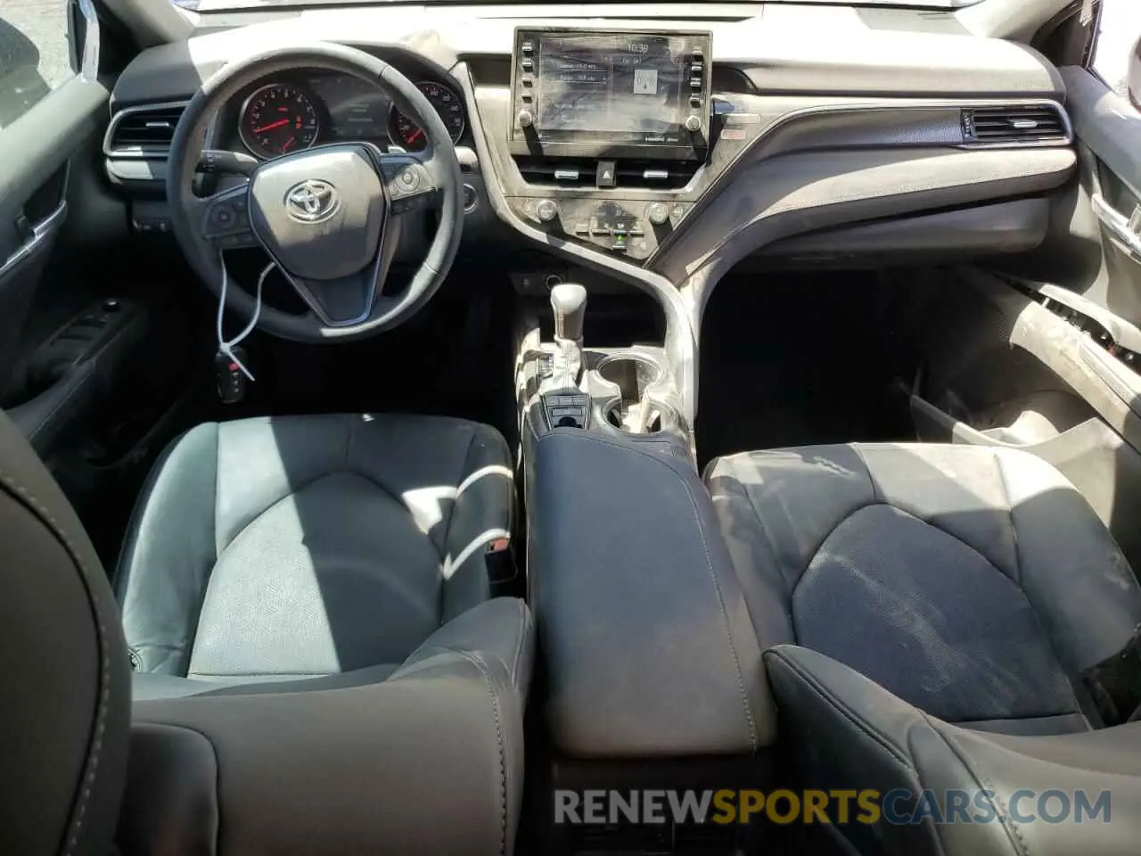 8 Photograph of a damaged car 4T1K61AK0RU201430 TOYOTA CAMRY 2024