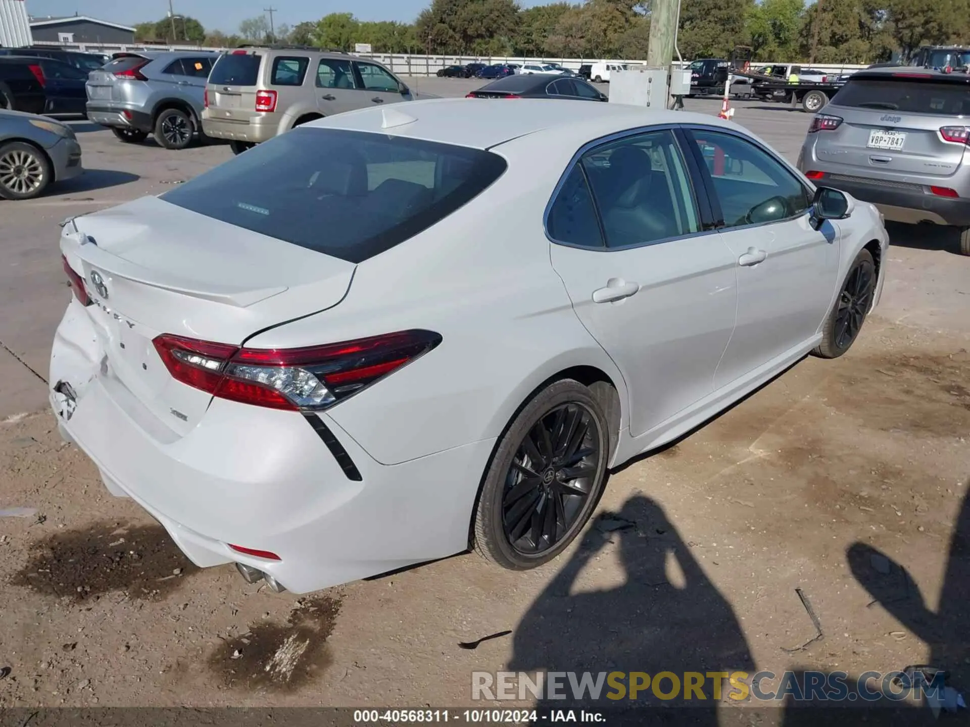4 Photograph of a damaged car 4T1K61AK0RU217580 TOYOTA CAMRY 2024
