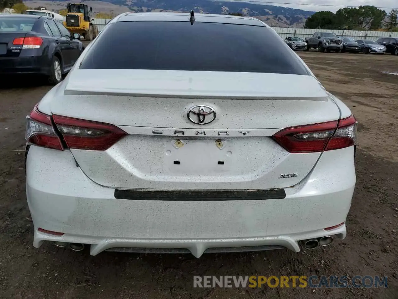 6 Photograph of a damaged car 4T1K61AK0RU233147 TOYOTA CAMRY 2024