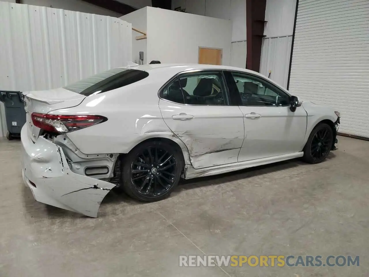 3 Photograph of a damaged car 4T1K61AK0RU243158 TOYOTA CAMRY 2024