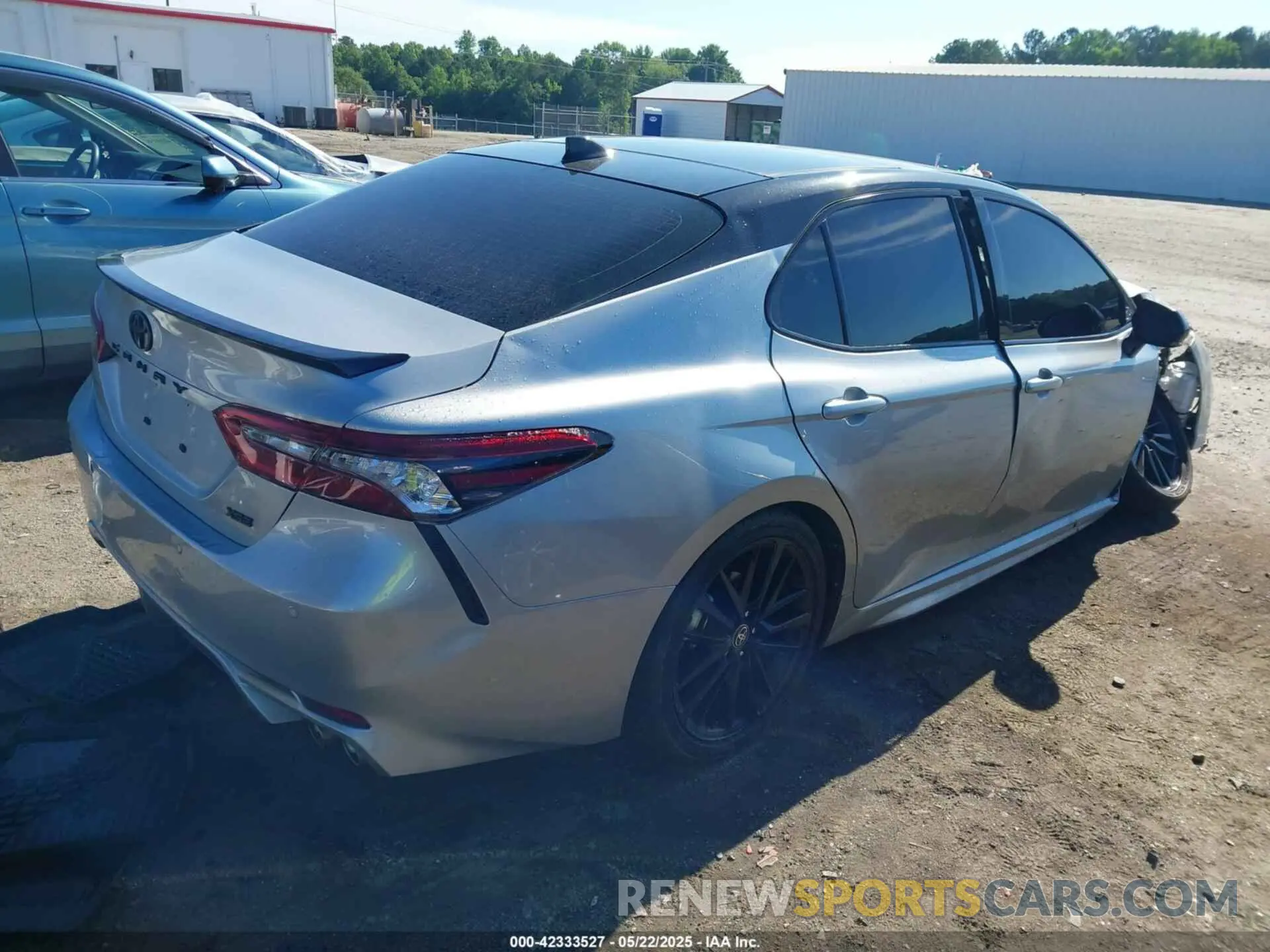 4 Photograph of a damaged car 4T1K61AK0RU249641 TOYOTA CAMRY 2024