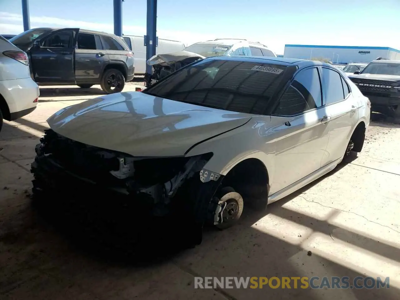 1 Photograph of a damaged car 4T1K61AK0RU250675 TOYOTA CAMRY 2024