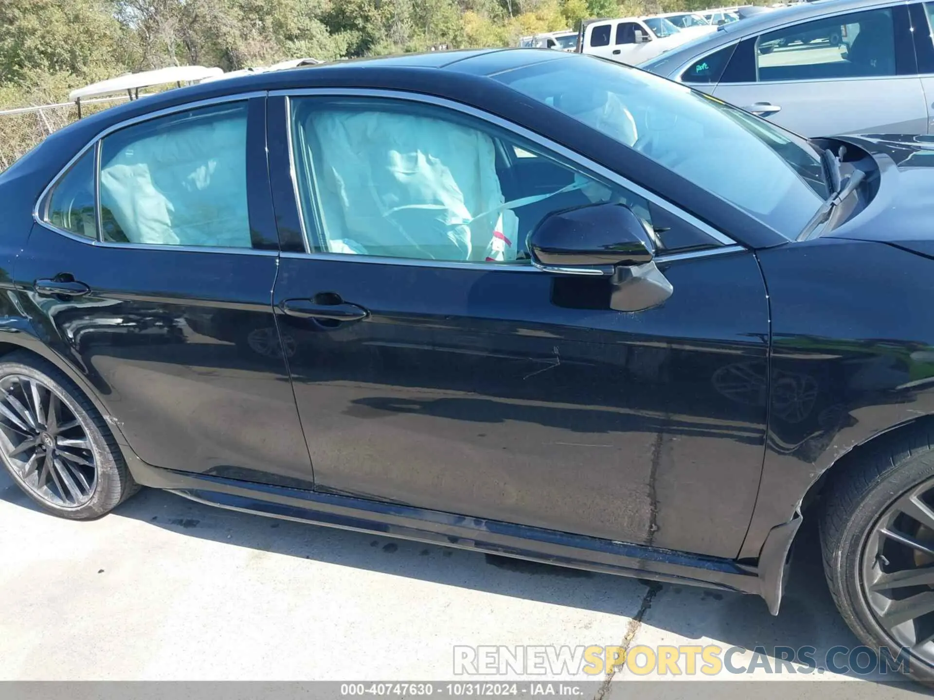 14 Photograph of a damaged car 4T1K61AK1RU195895 TOYOTA CAMRY 2024