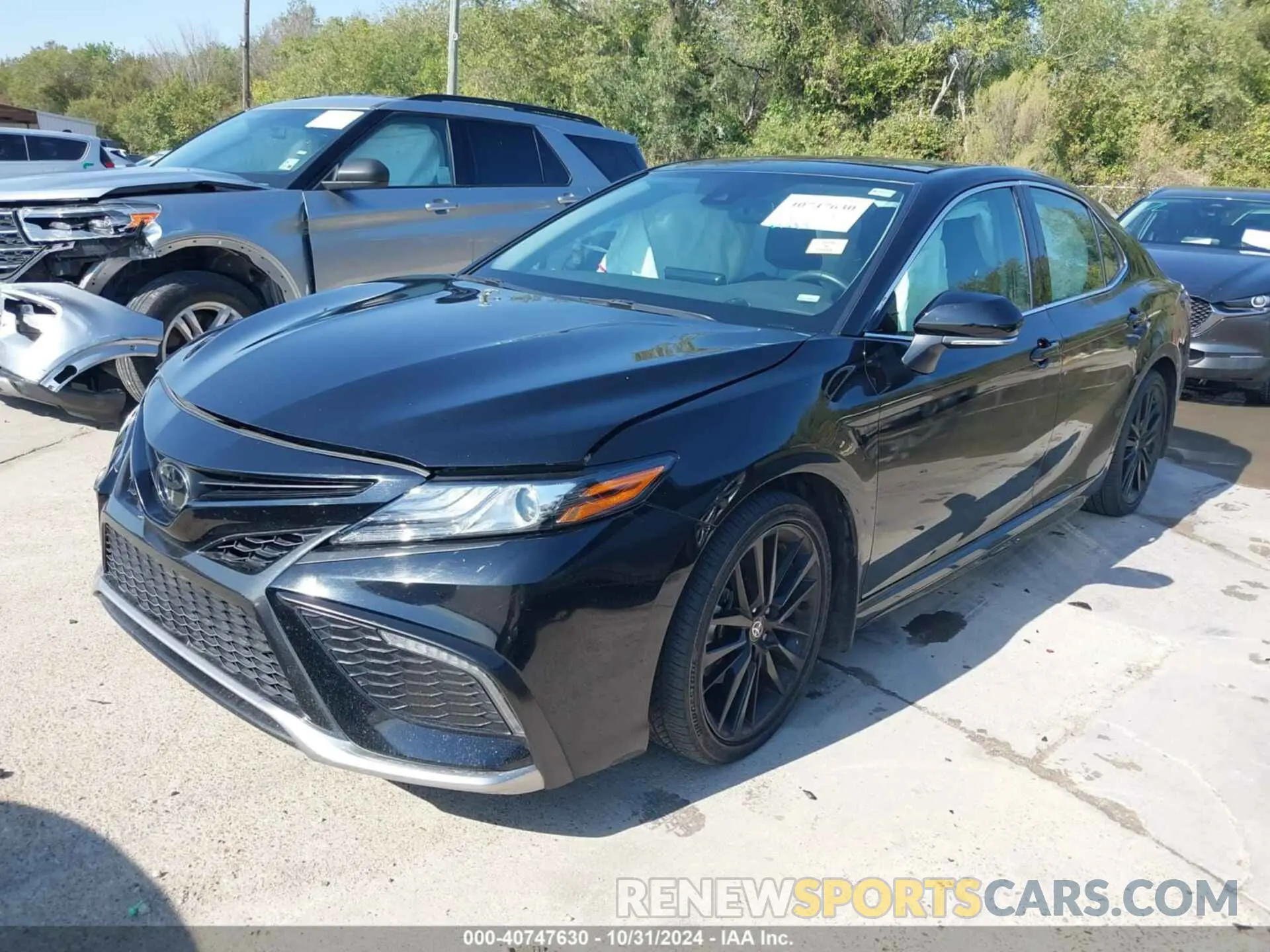 2 Photograph of a damaged car 4T1K61AK1RU195895 TOYOTA CAMRY 2024
