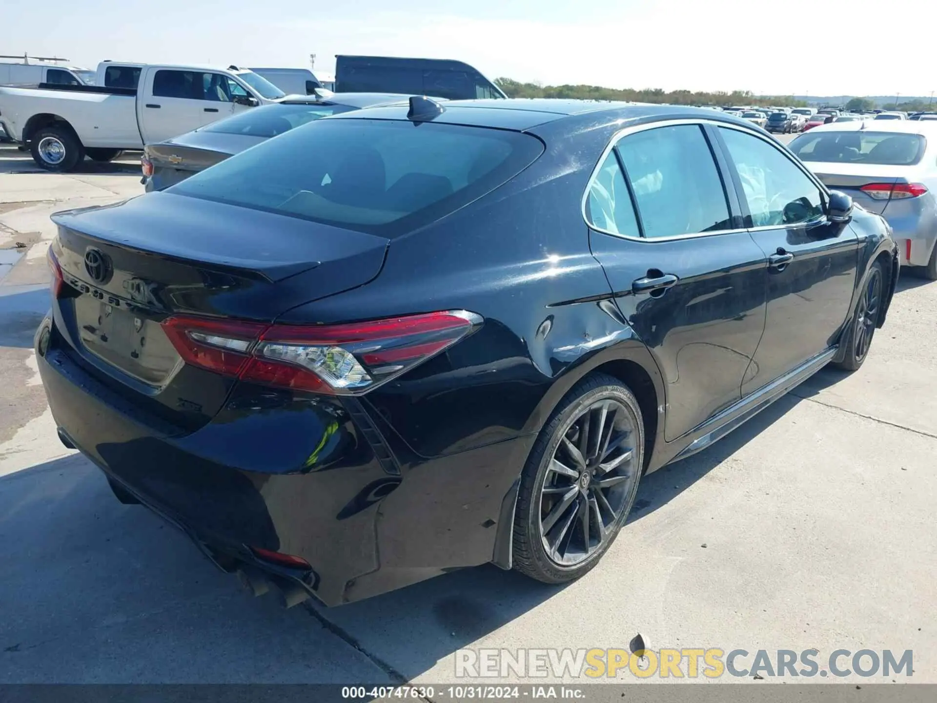 4 Photograph of a damaged car 4T1K61AK1RU195895 TOYOTA CAMRY 2024