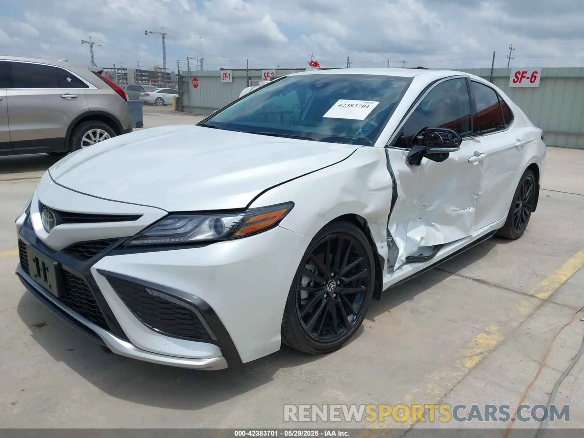 2 Photograph of a damaged car 4T1K61AK1RU874677 TOYOTA CAMRY 2024