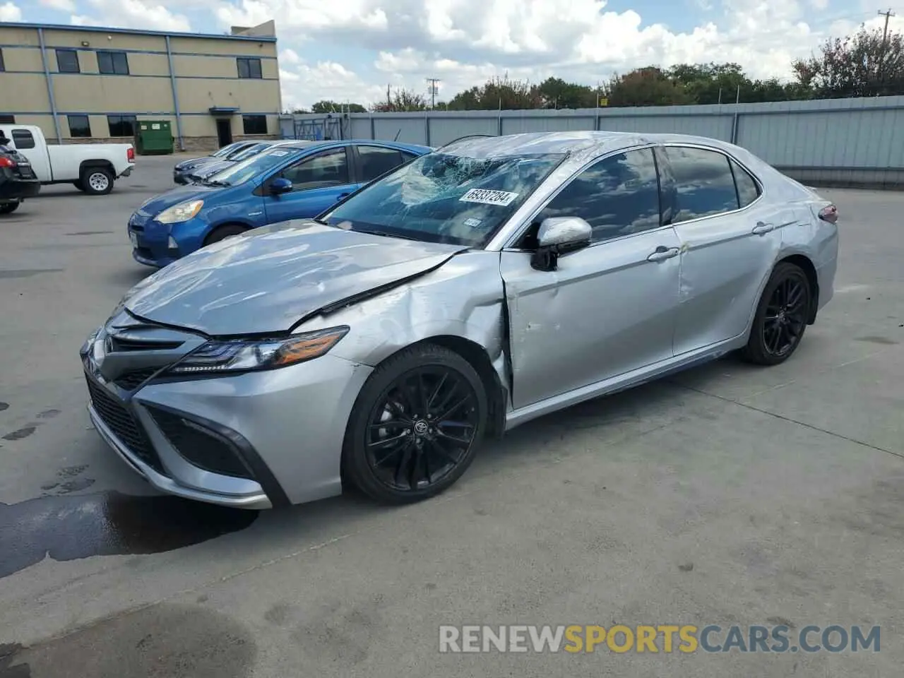 1 Photograph of a damaged car 4T1K61AK1RU919651 TOYOTA CAMRY 2024
