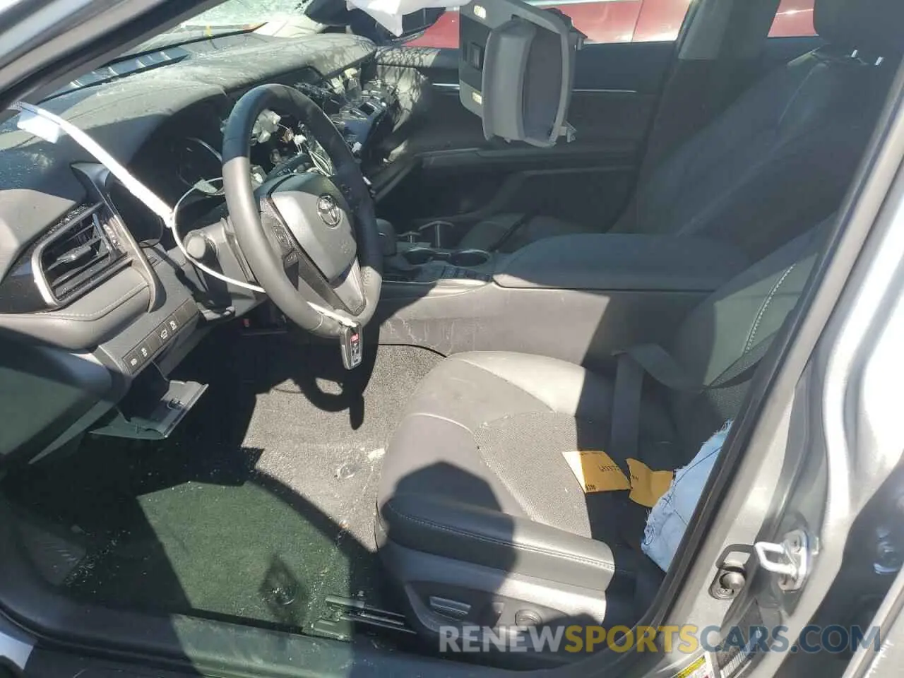 7 Photograph of a damaged car 4T1K61AK1RU919651 TOYOTA CAMRY 2024