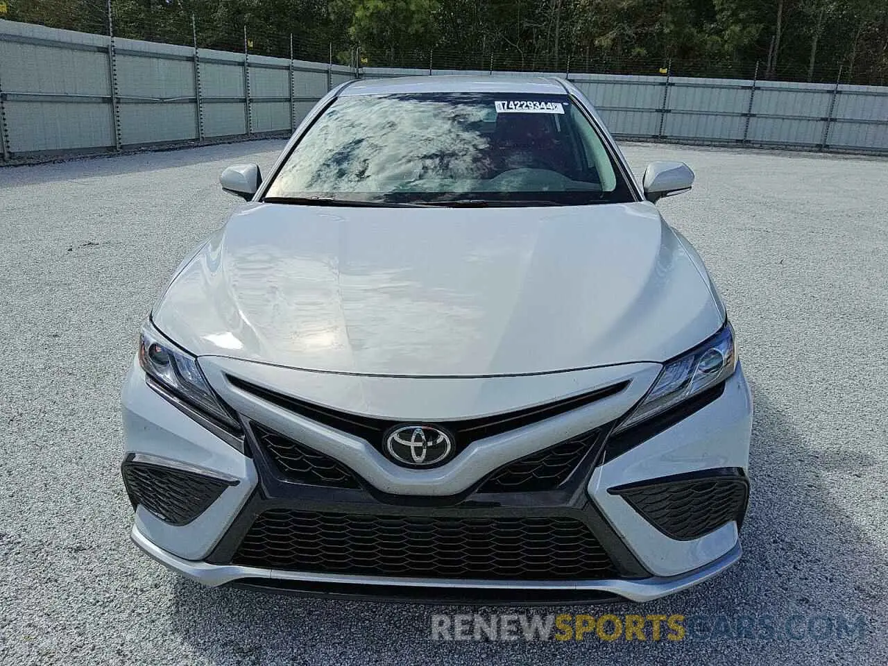 5 Photograph of a damaged car 4T1K61AK2RU235045 TOYOTA CAMRY 2024