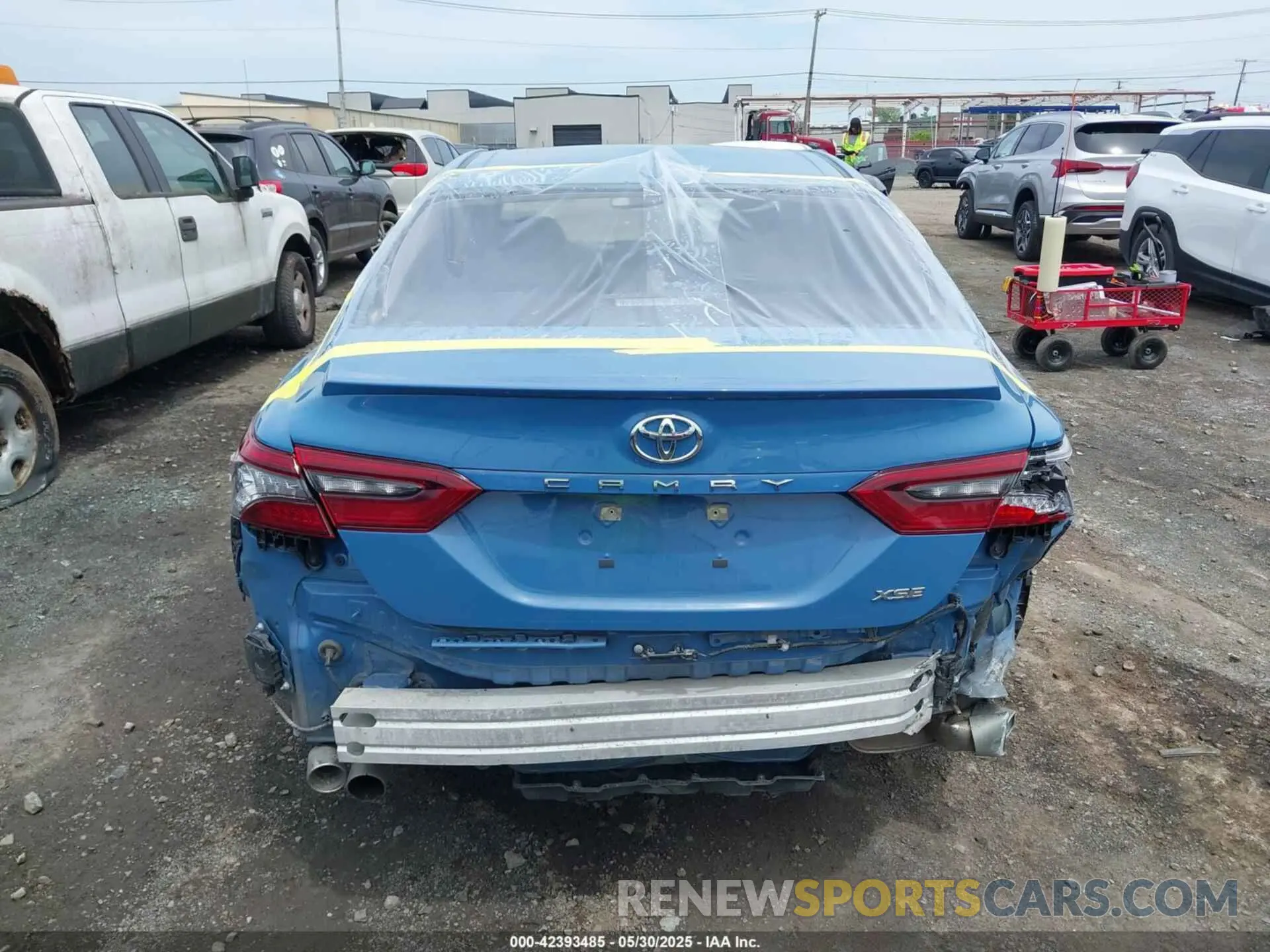 16 Photograph of a damaged car 4T1K61AK2RU236566 TOYOTA CAMRY 2024
