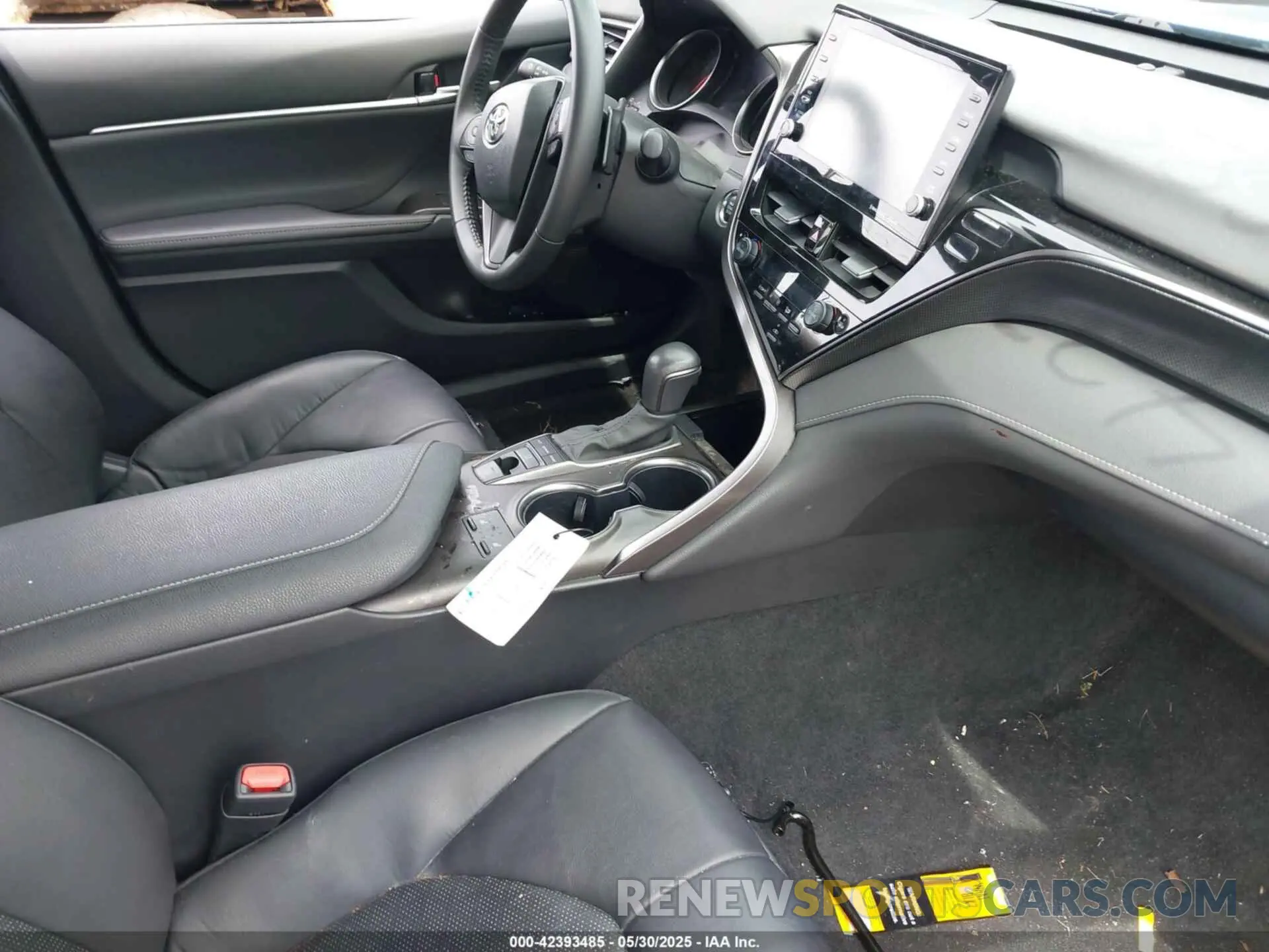 5 Photograph of a damaged car 4T1K61AK2RU236566 TOYOTA CAMRY 2024