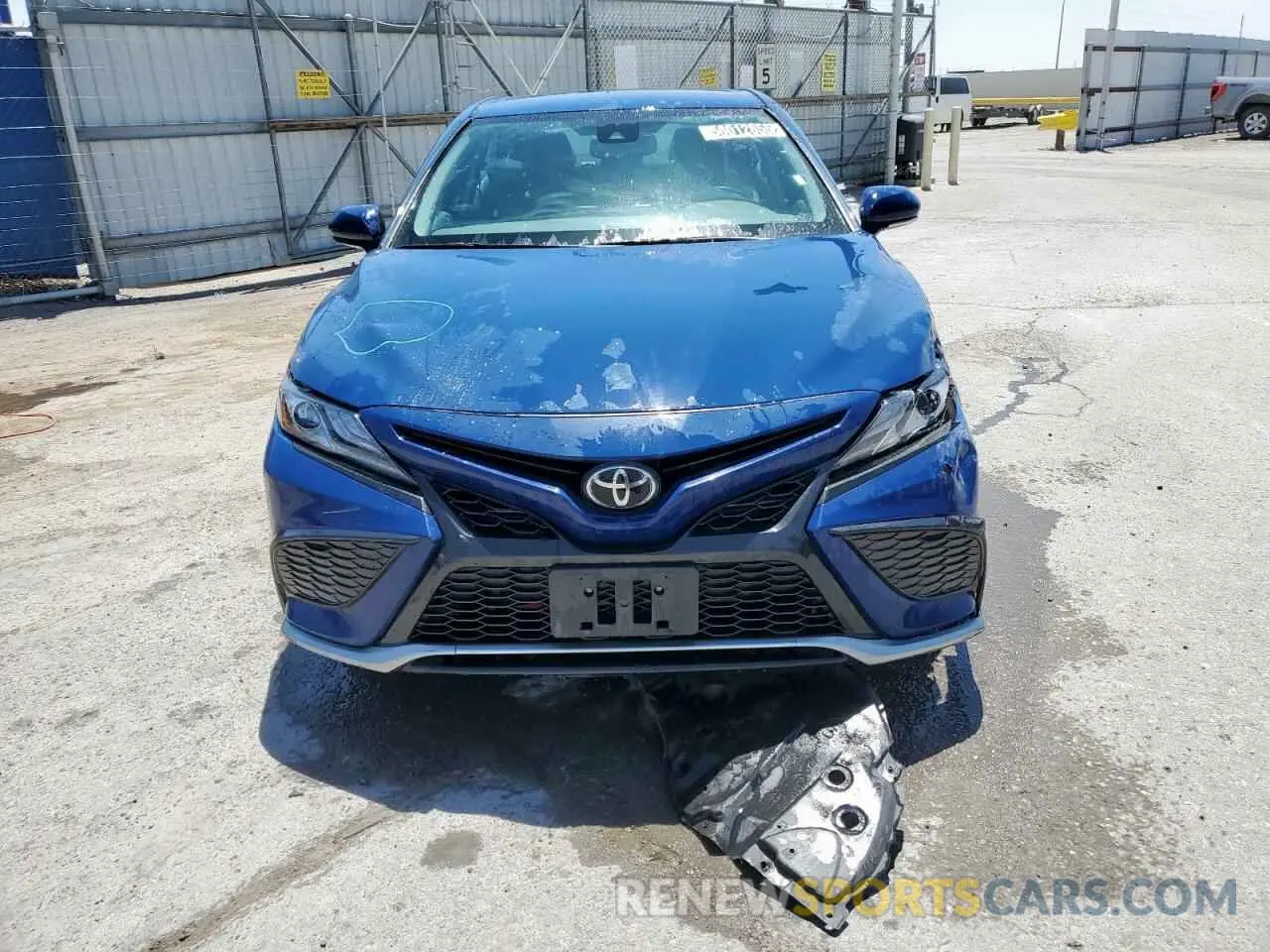 5 Photograph of a damaged car 4T1K61AK3RU243011 TOYOTA CAMRY 2024