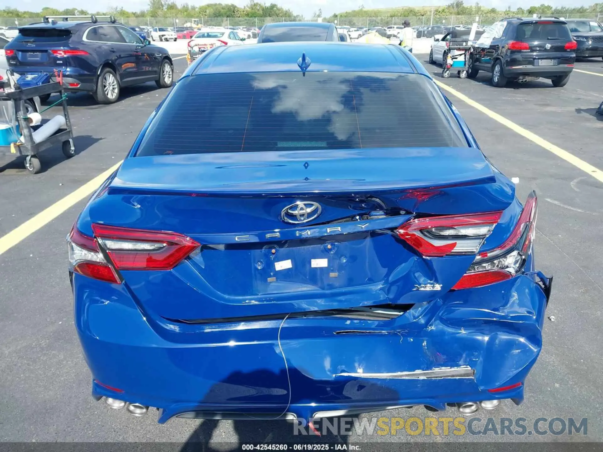 16 Photograph of a damaged car 4T1K61AK3RU246541 TOYOTA CAMRY 2024