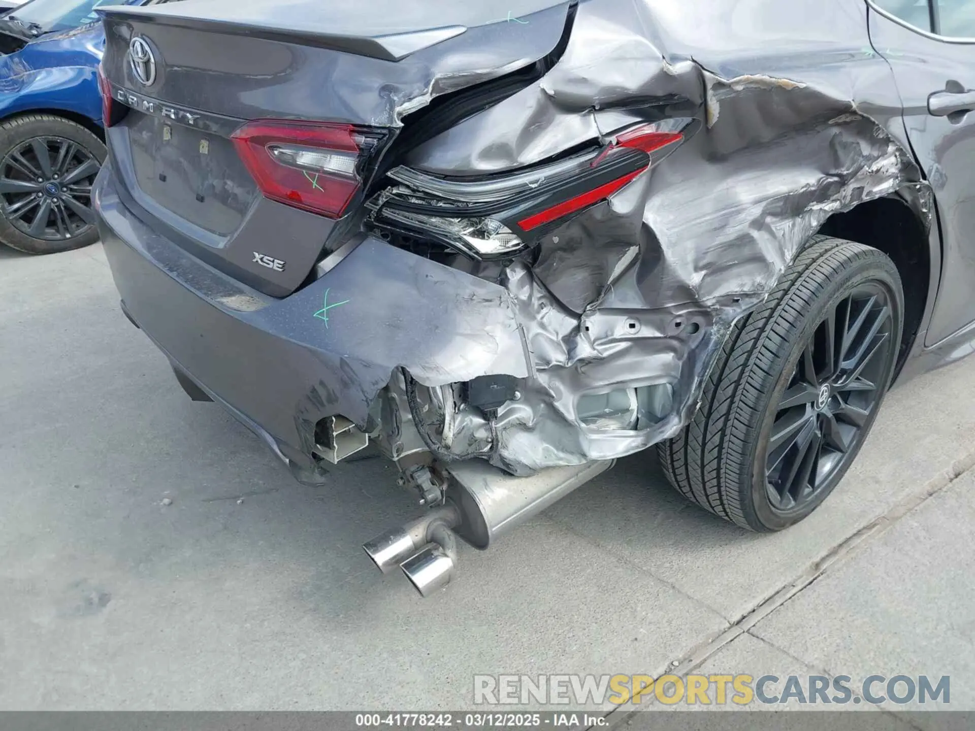 17 Photograph of a damaged car 4T1K61AK5RU243320 TOYOTA CAMRY 2024