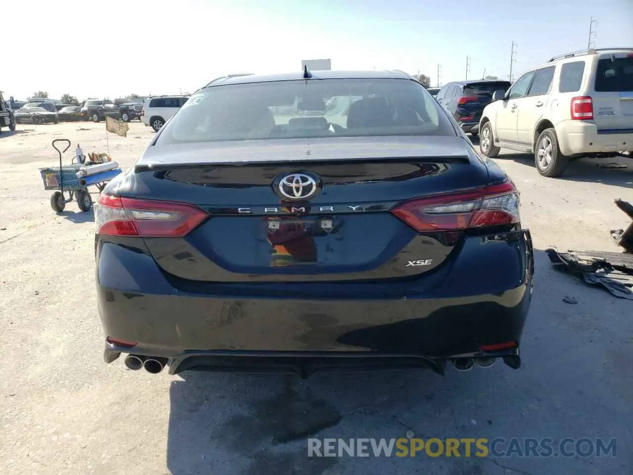 6 Photograph of a damaged car 4T1K61AK5RU257363 TOYOTA CAMRY 2024