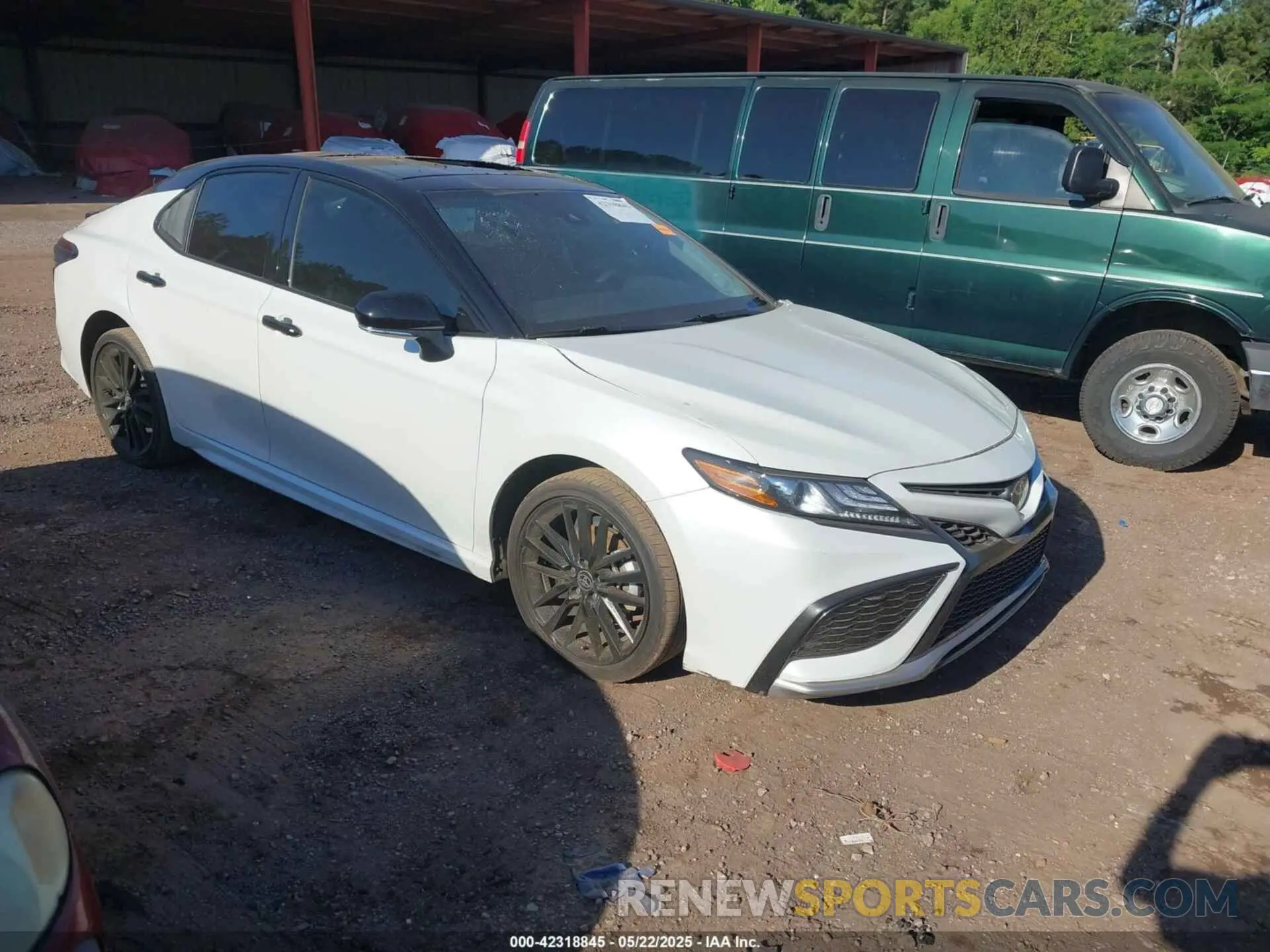 1 Photograph of a damaged car 4T1K61AK5RU257492 TOYOTA CAMRY 2024