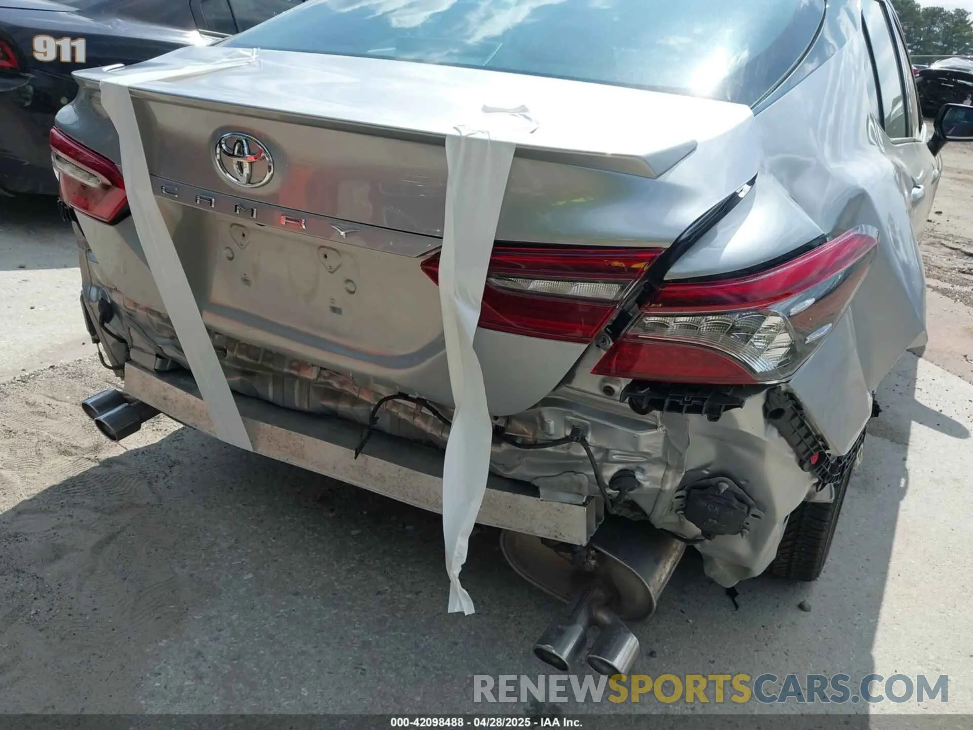 20 Photograph of a damaged car 4T1K61AK7RU861738 TOYOTA CAMRY 2024