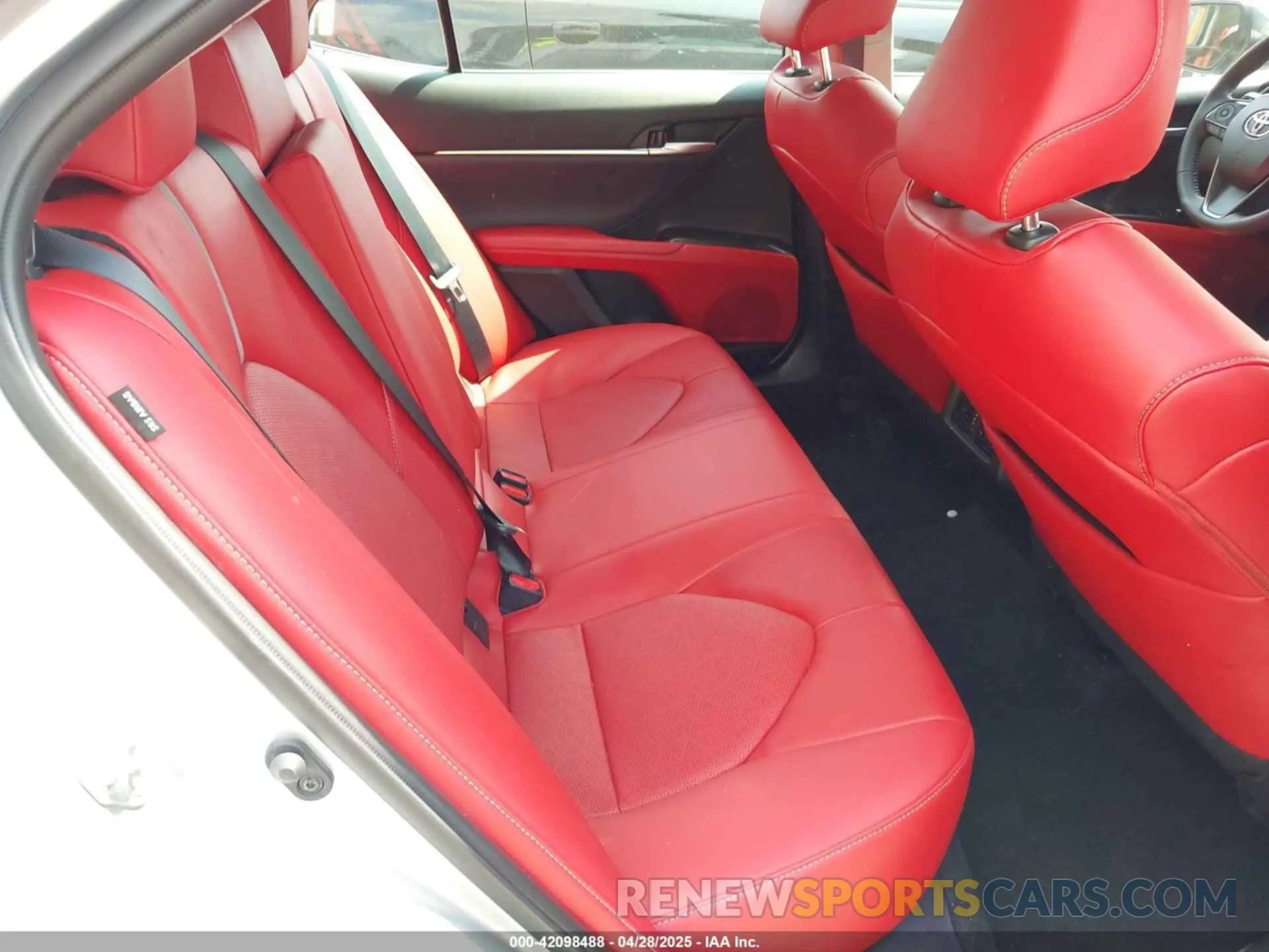 8 Photograph of a damaged car 4T1K61AK7RU861738 TOYOTA CAMRY 2024