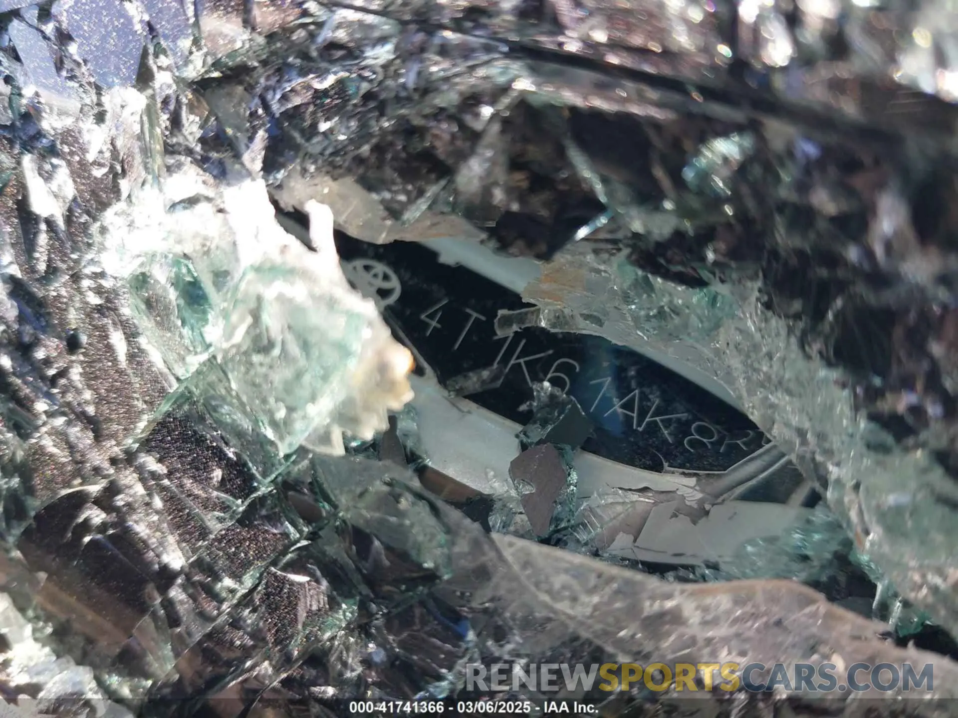 9 Photograph of a damaged car 4T1K61AK8RU260760 TOYOTA CAMRY 2024