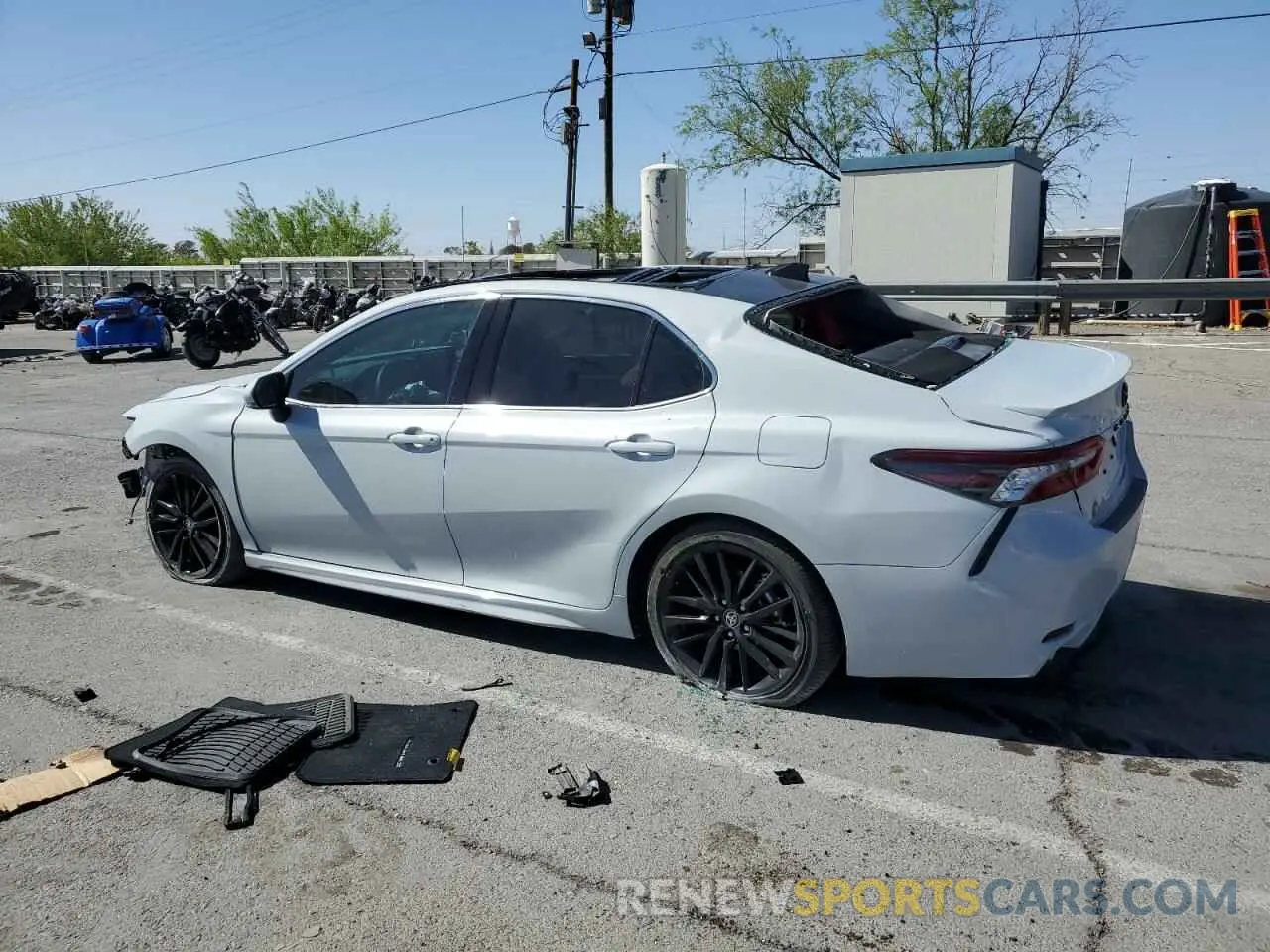 2 Photograph of a damaged car 4T1K61AK8RU261987 TOYOTA CAMRY 2024