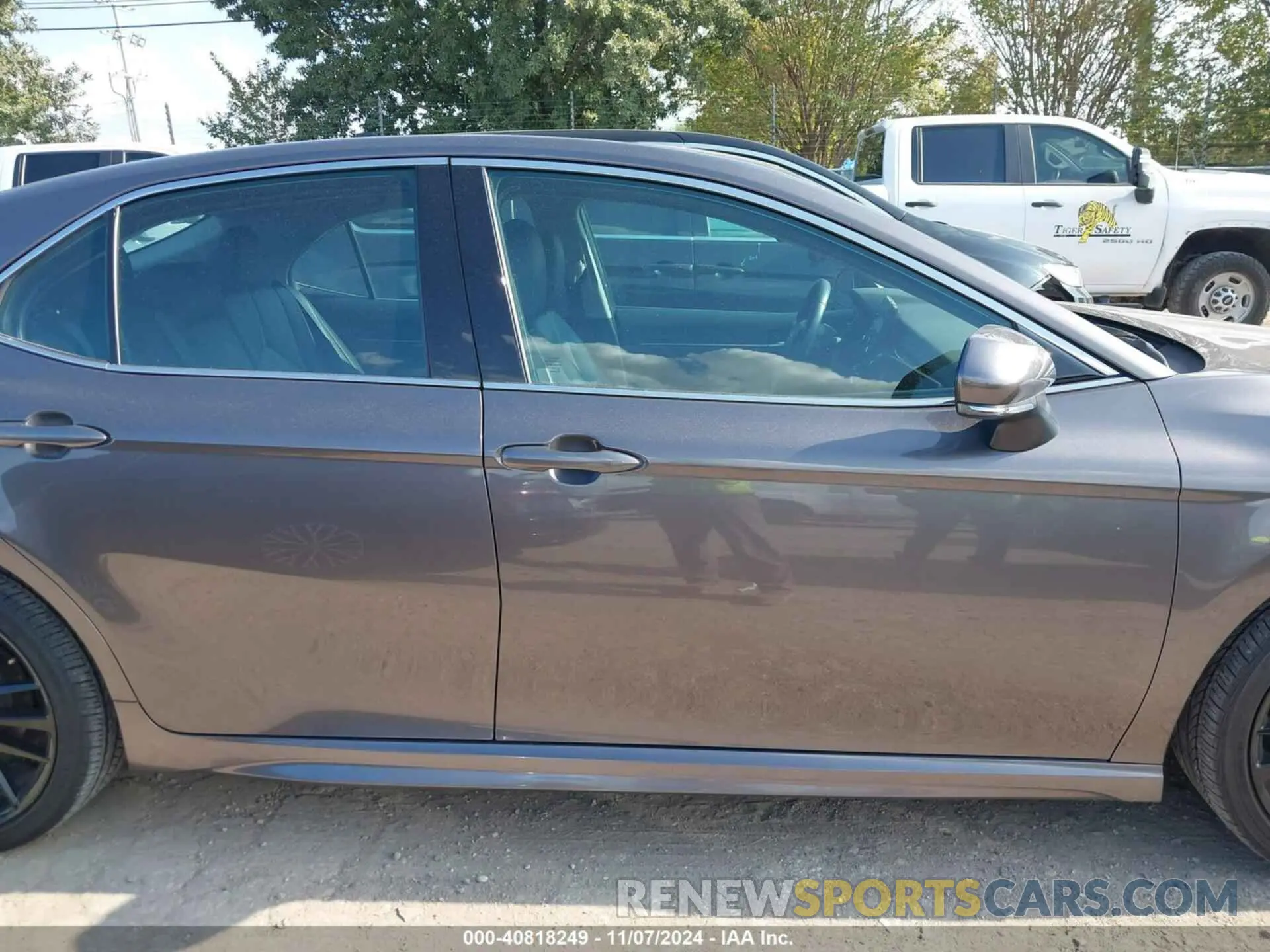 13 Photograph of a damaged car 4T1K61AK8RU853938 TOYOTA CAMRY 2024