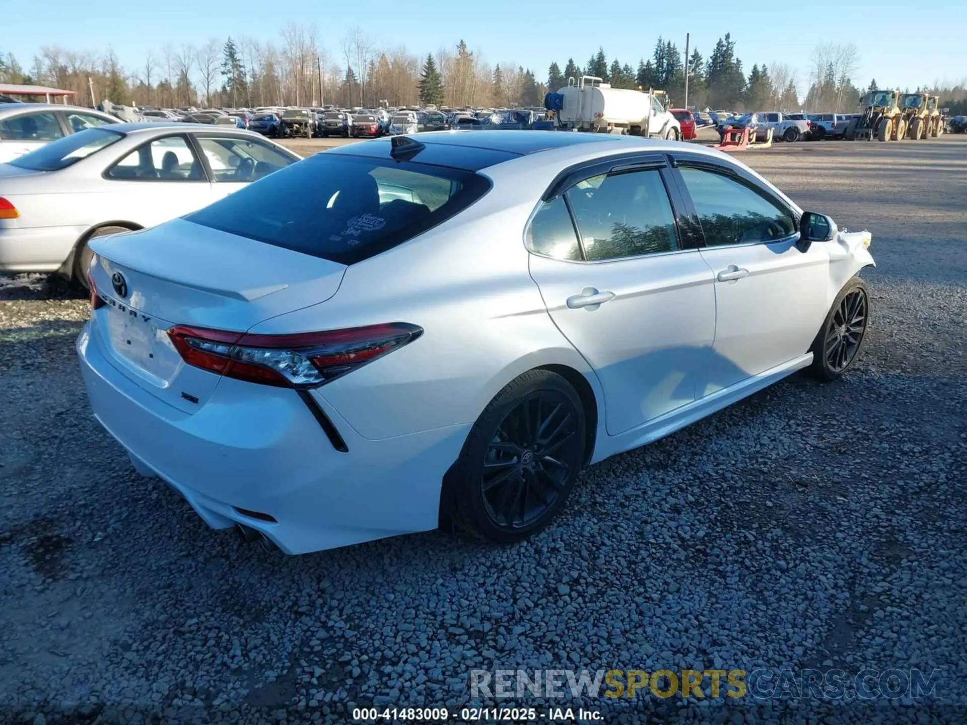 4 Photograph of a damaged car 4T1K61AK8RU863398 TOYOTA CAMRY 2024