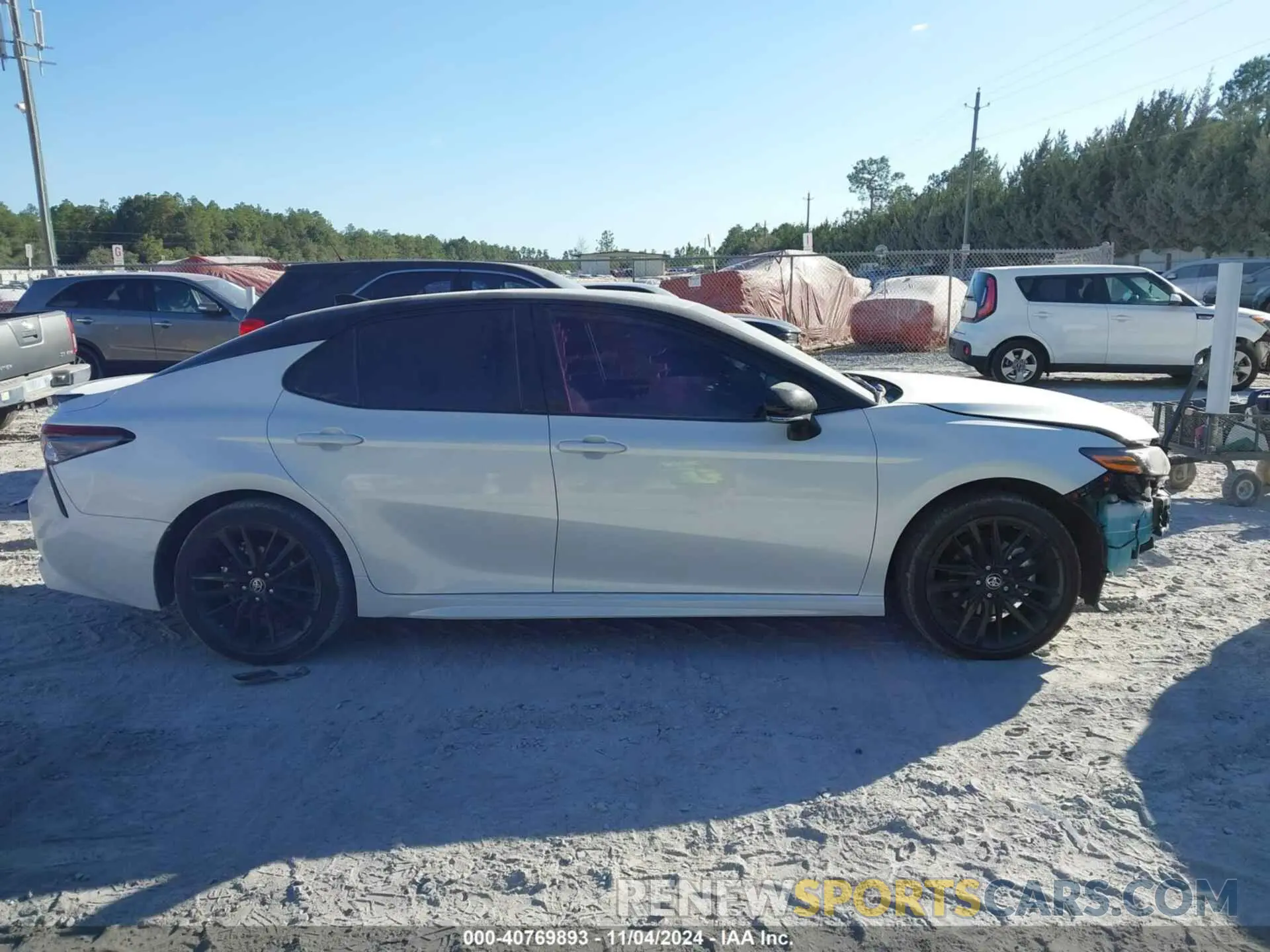 14 Photograph of a damaged car 4T1K61AKXRU228666 TOYOTA CAMRY 2024