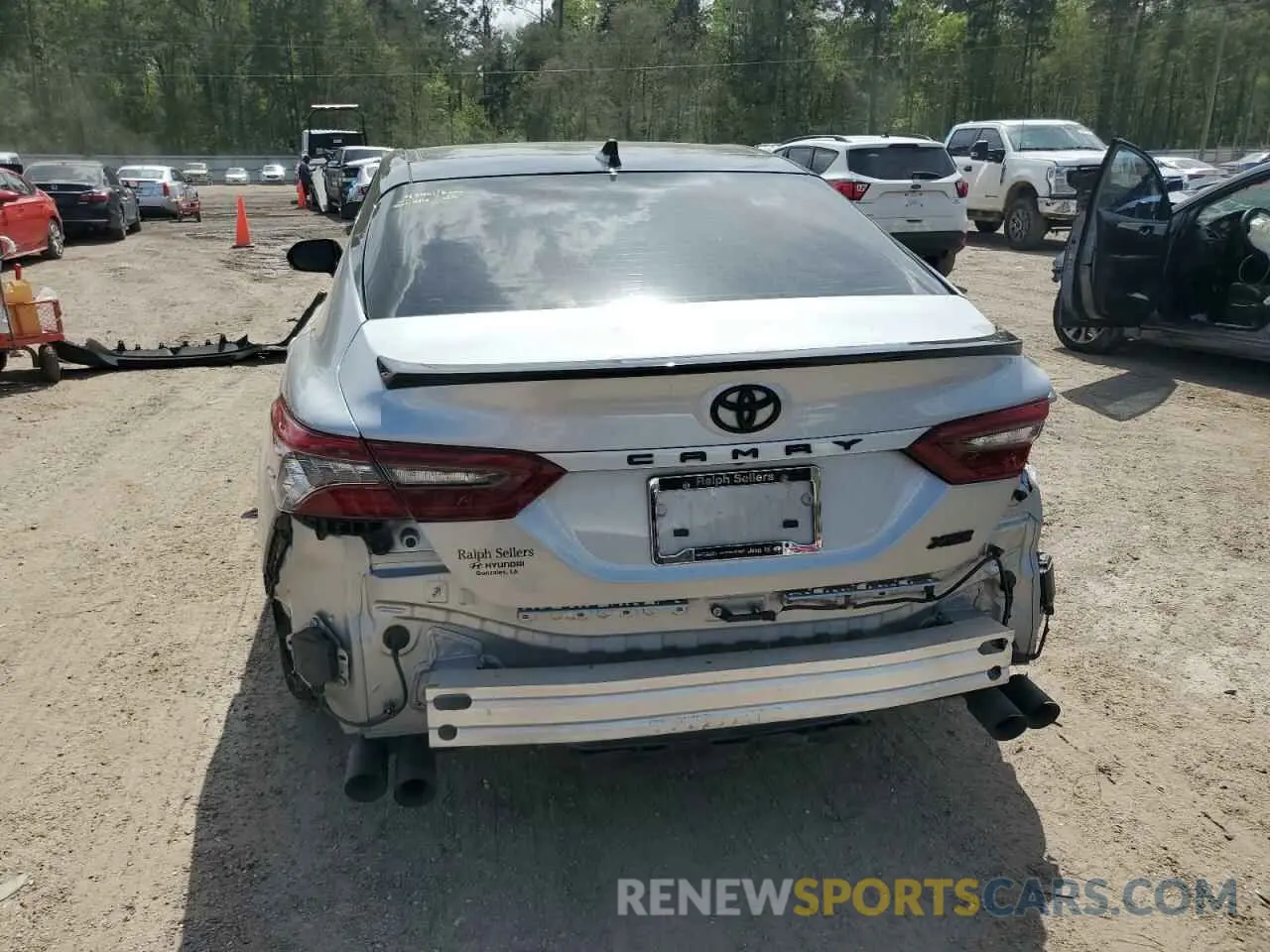 6 Photograph of a damaged car 4T1K61AKXRU239313 TOYOTA CAMRY 2024