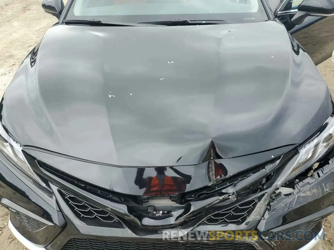 11 Photograph of a damaged car 4T1K61AKXRU842620 TOYOTA CAMRY 2024