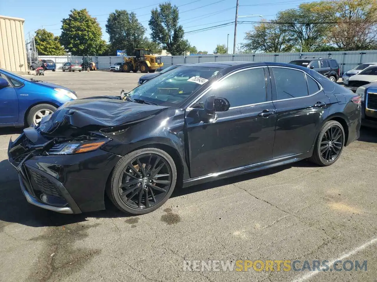 1 Photograph of a damaged car 4T1K61AKXRU886651 TOYOTA CAMRY 2024