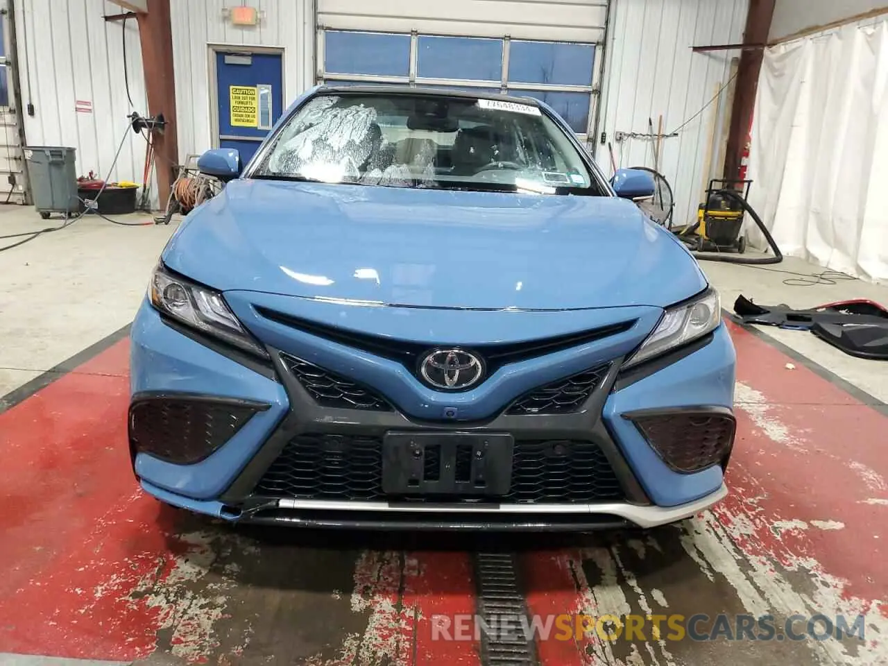 5 Photograph of a damaged car 4T1K61BK0RU123679 TOYOTA CAMRY 2024