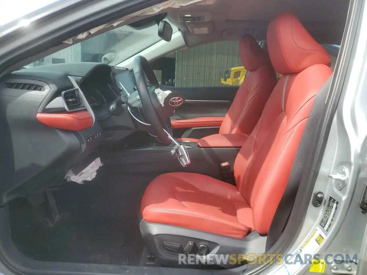 7 Photograph of a damaged car 4T1K61BK6RU118289 TOYOTA CAMRY 2024