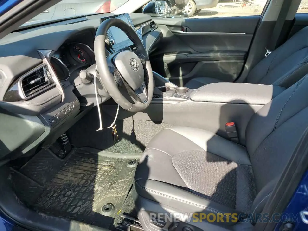 7 Photograph of a damaged car 4T1K61BK7RU129317 TOYOTA CAMRY 2024
