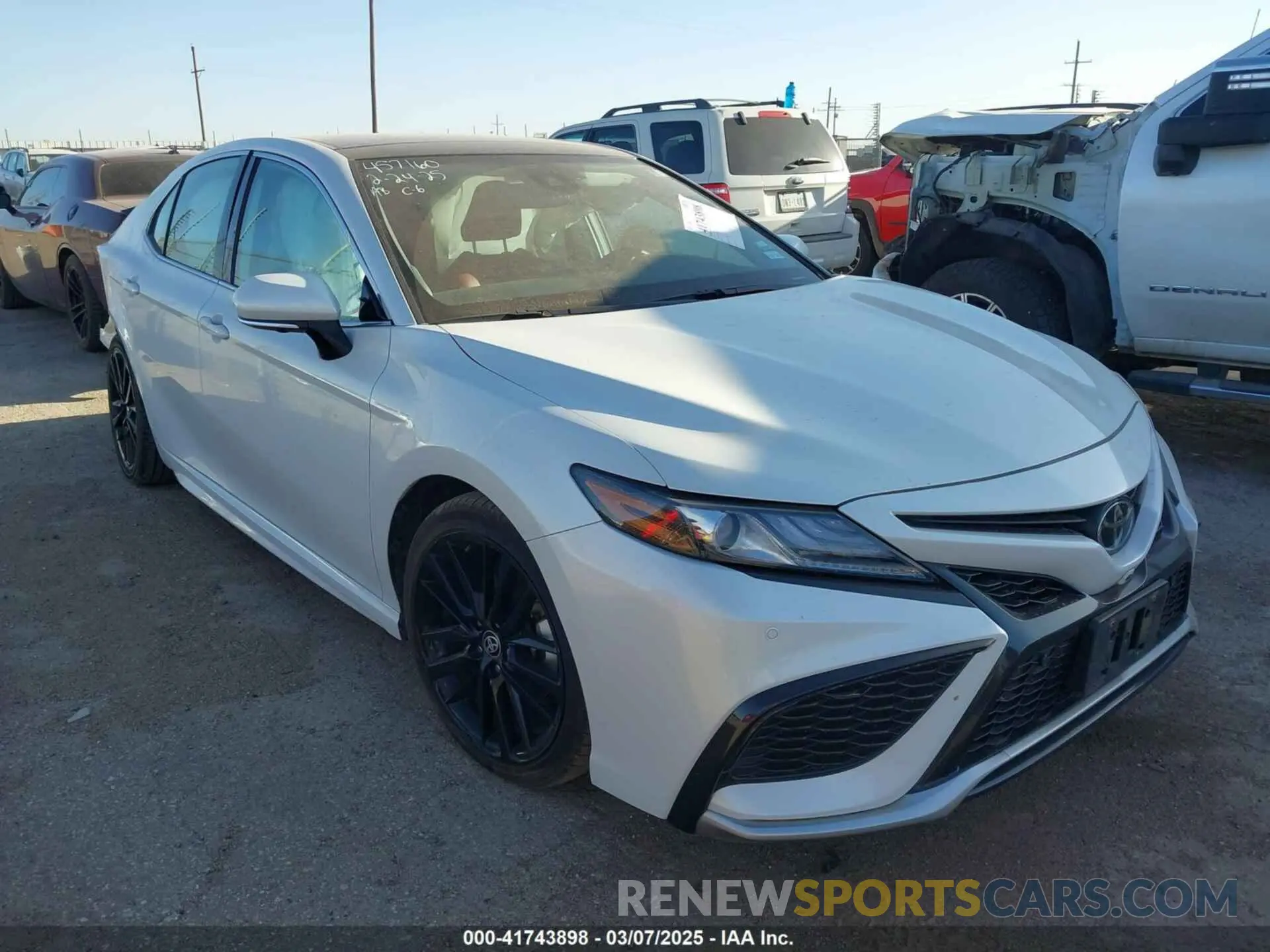 1 Photograph of a damaged car 4T1KZ1AK1RU090183 TOYOTA CAMRY 2024